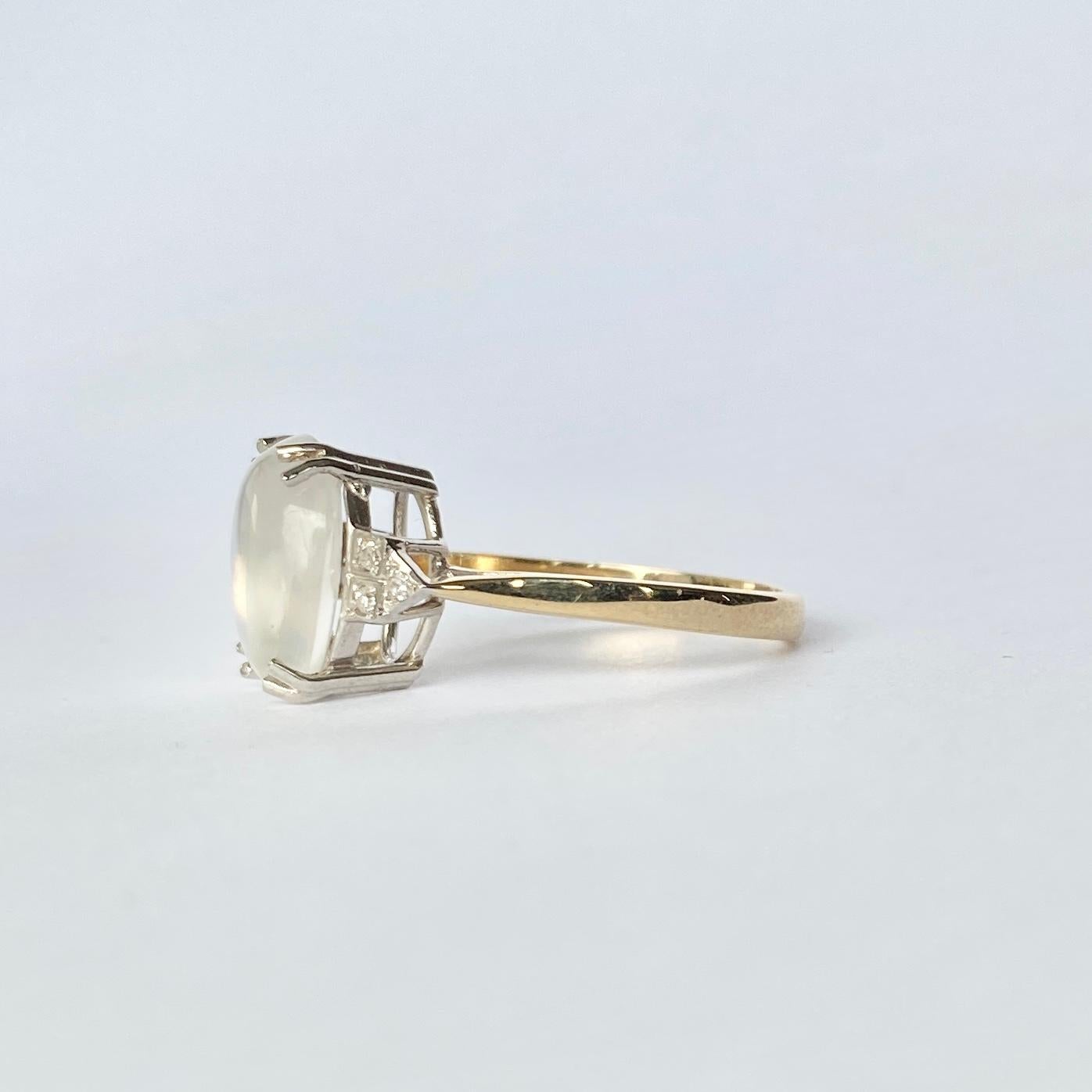 Art Deco Diamond and Moonstone 9 Carat Gold and Platinum Ring In Good Condition In Chipping Campden, GB