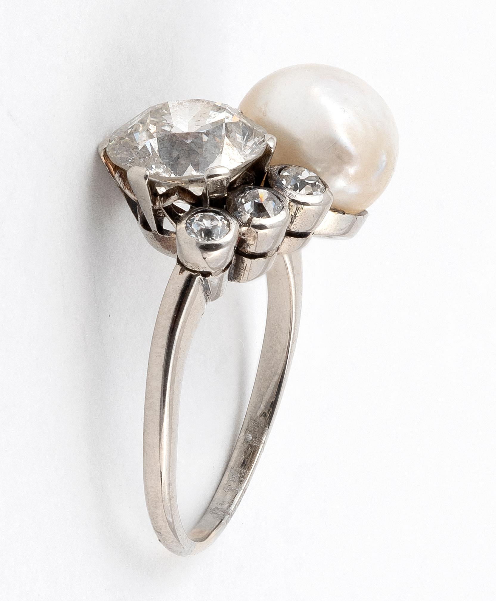 Women's or Men's Art Deco' Diamond and Natural Pearl Crossover Ring
