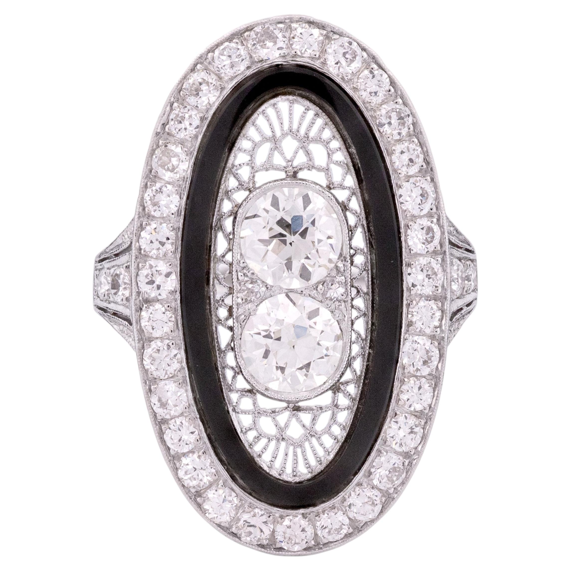 Art Deco Diamond and Onyx Cocktail Ring, 3 Carats, Platinum, circa 1920