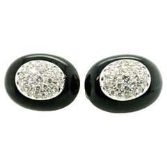 Art Deco Diamond and Onyx Earrings in 18 Karat Gold