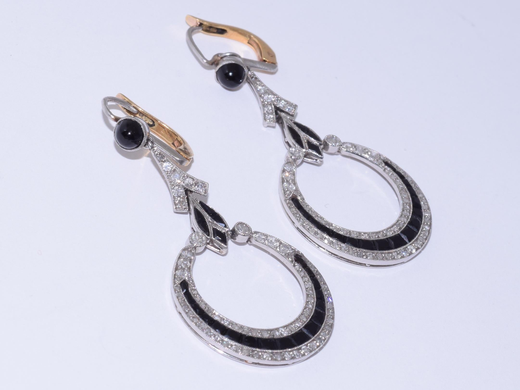French Cut Art Deco Diamond and Onyx Pendant Earrings, French, circa 1920s For Sale