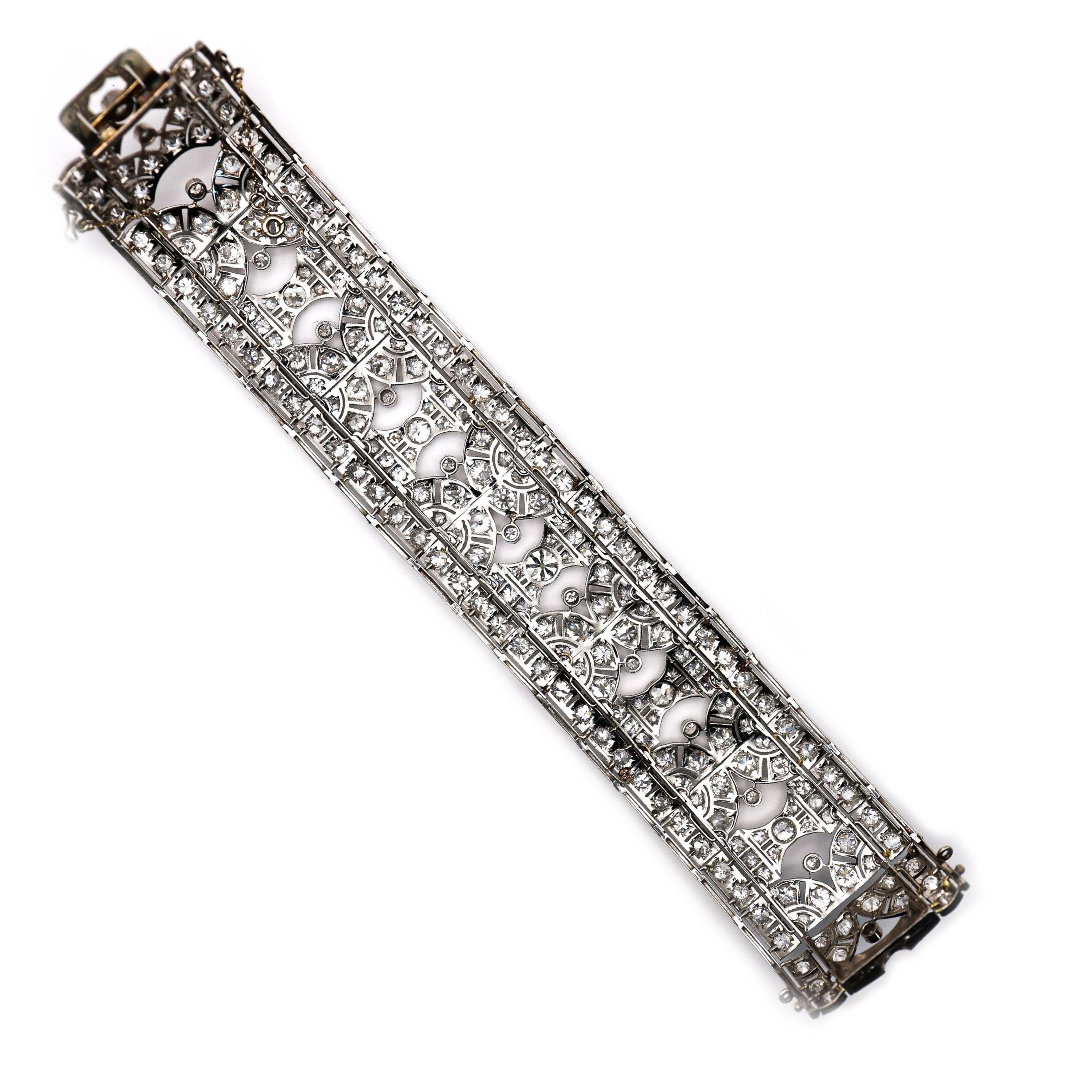 Art-Déco-Armband aus Platin mit Diamanten und Platin, 30,00 Karat, um 1930 1