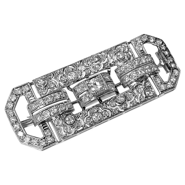 Art Deco Diamond and Platinum Brooch, C.1925 For Sale at 1stDibs