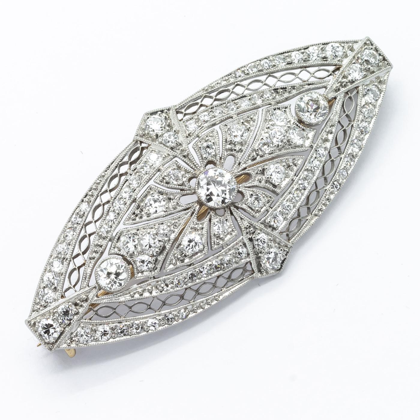 Women's Art Deco Diamond and Platinum Brooch, circa 1925 For Sale