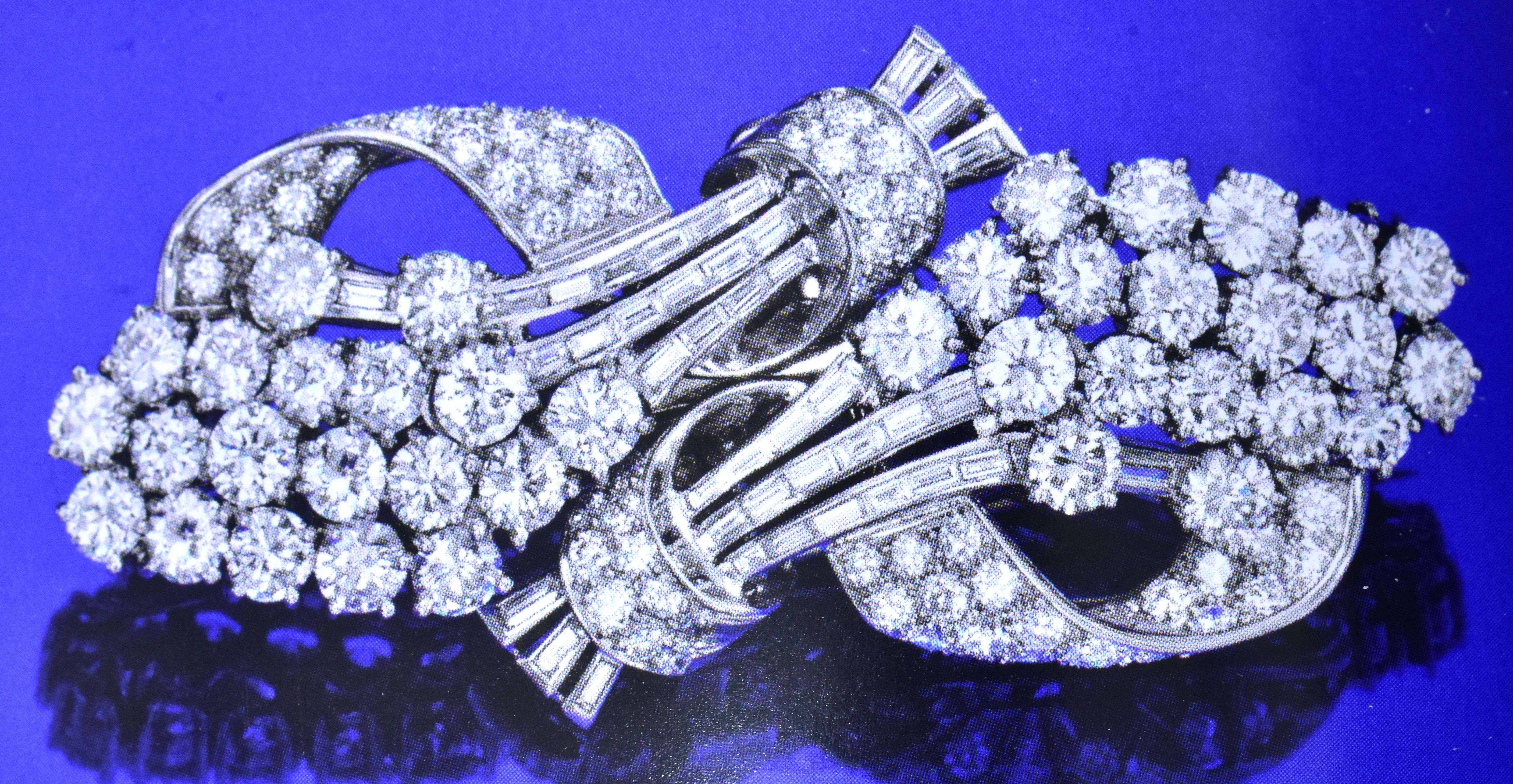 Diamant-Platin-Doppelklammerbrosche im Art-déco-Stil, um 1930
