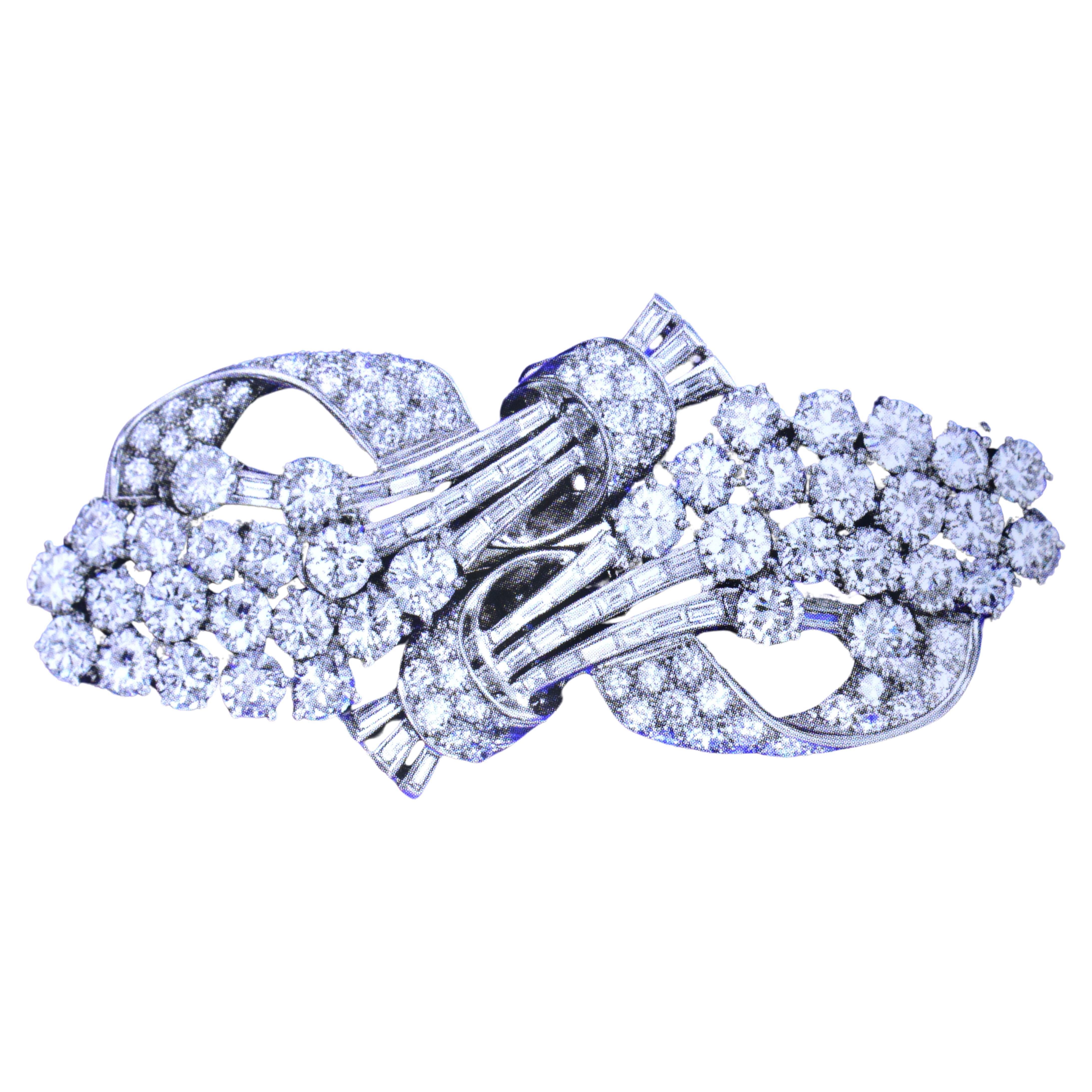 Women's or Men's Art Deco Diamond and Platinum Double Clip Brooch, c. 1930