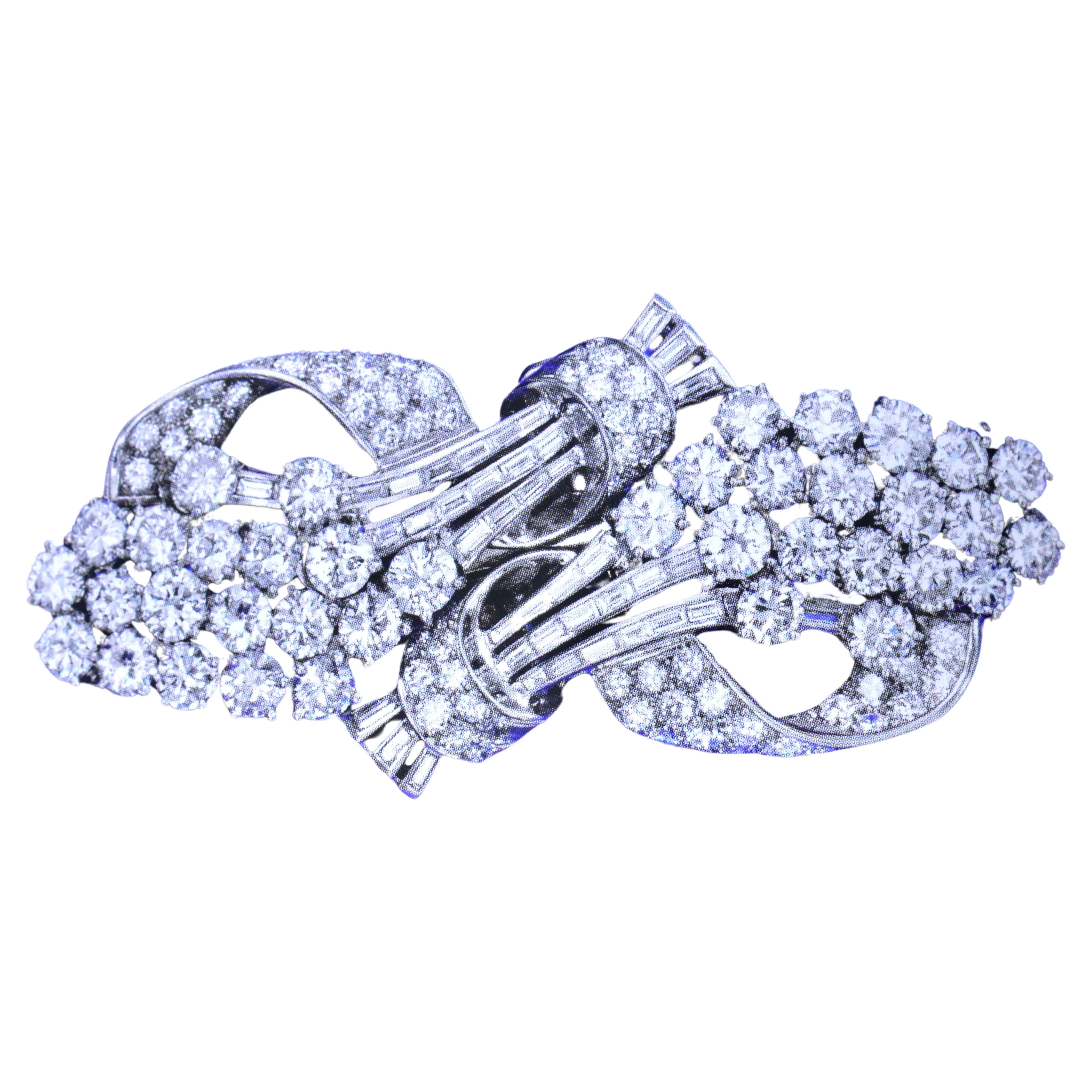 Art Deco Diamond and Platinum Double Clip Brooch, c. 1930 For Sale