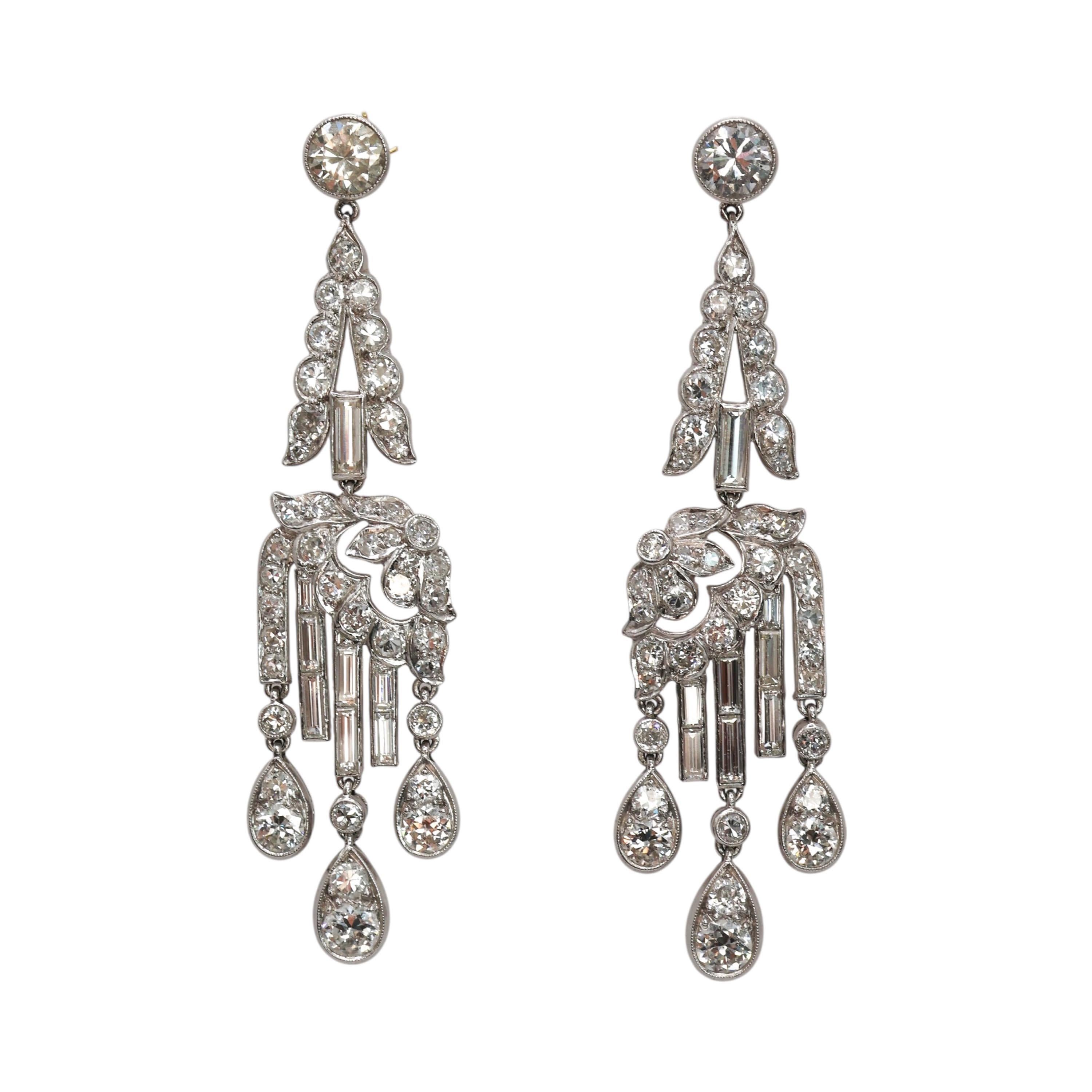 Brilliant Cut Art Deco Diamond and Platinum Drop Earrings, Circa 1920, 7.00 Carats For Sale