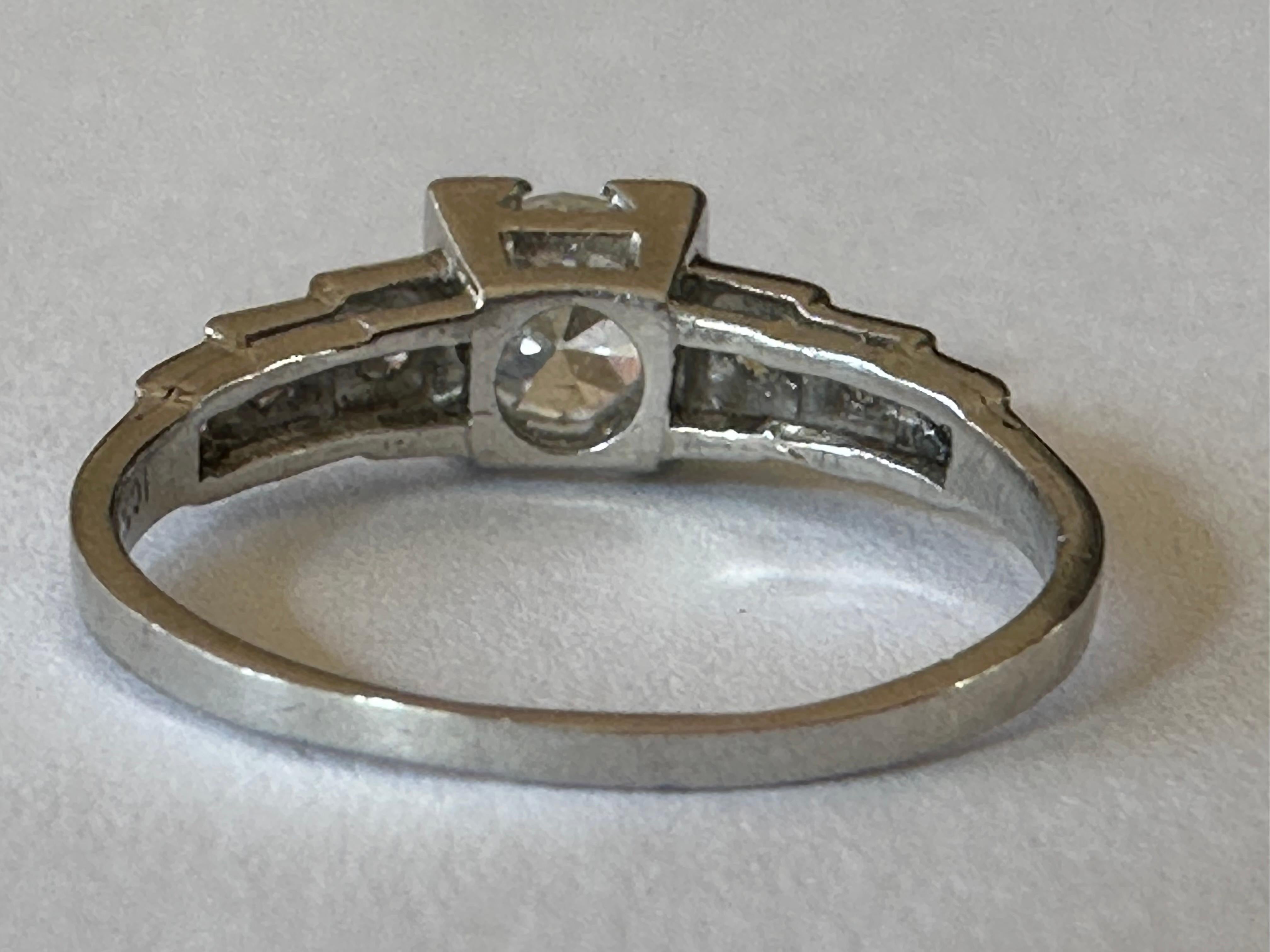 Women's Art Deco Diamond and Platinum Engagement Ring  For Sale