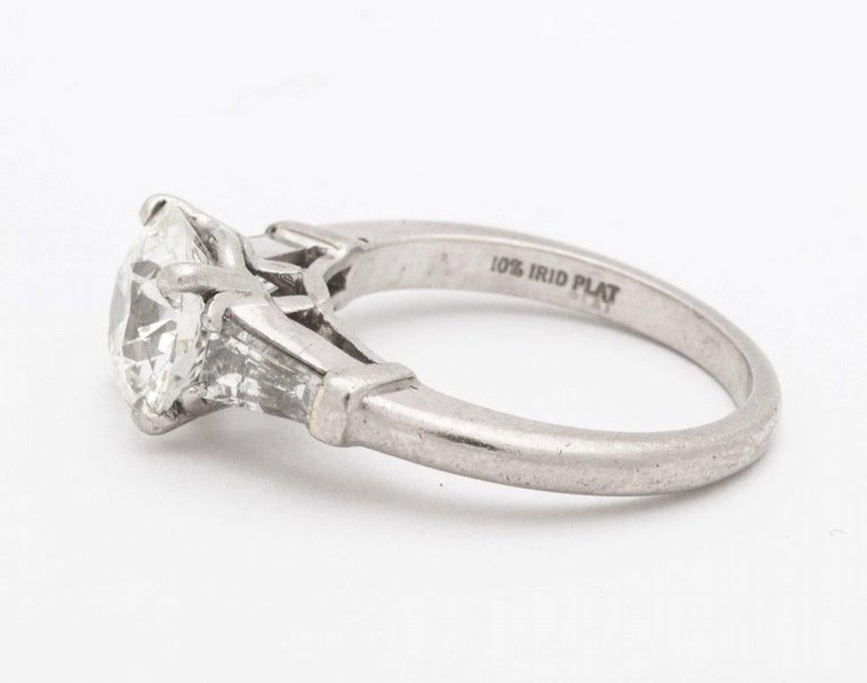 Art Deco Diamond and Platinum Engagement Ring For Sale 1