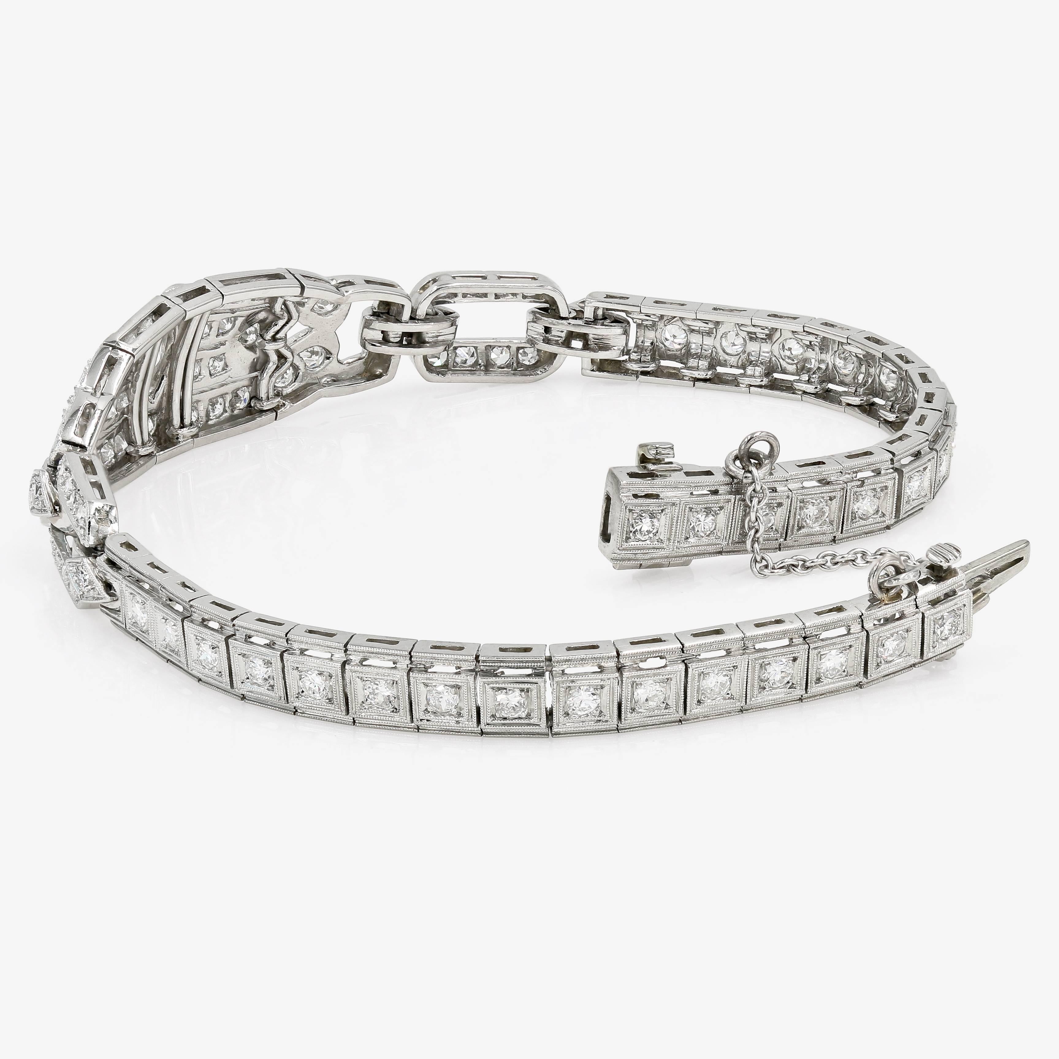 Art Deco Diamond and Platinum Estate Bracelet In New Condition In Chicago, IL