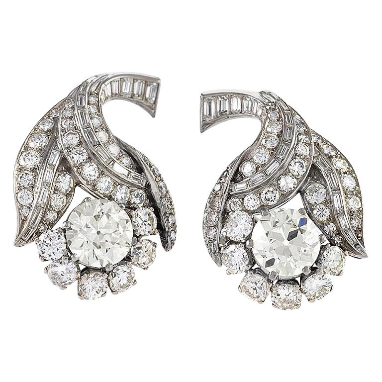 Diamond Flower Earrings  For Sale