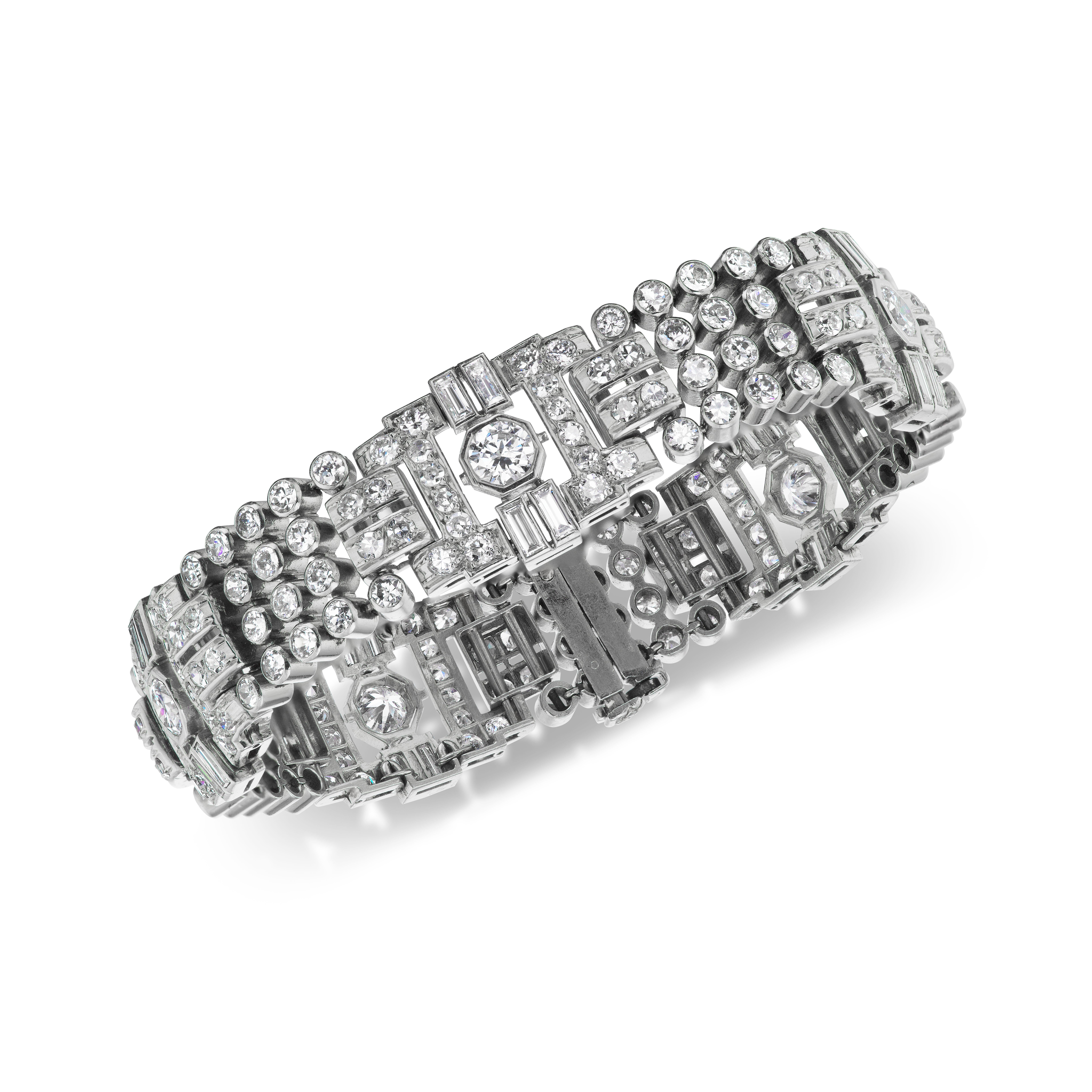 Round Cut Art Deco Diamond and Platinum Link Bracelet For Sale