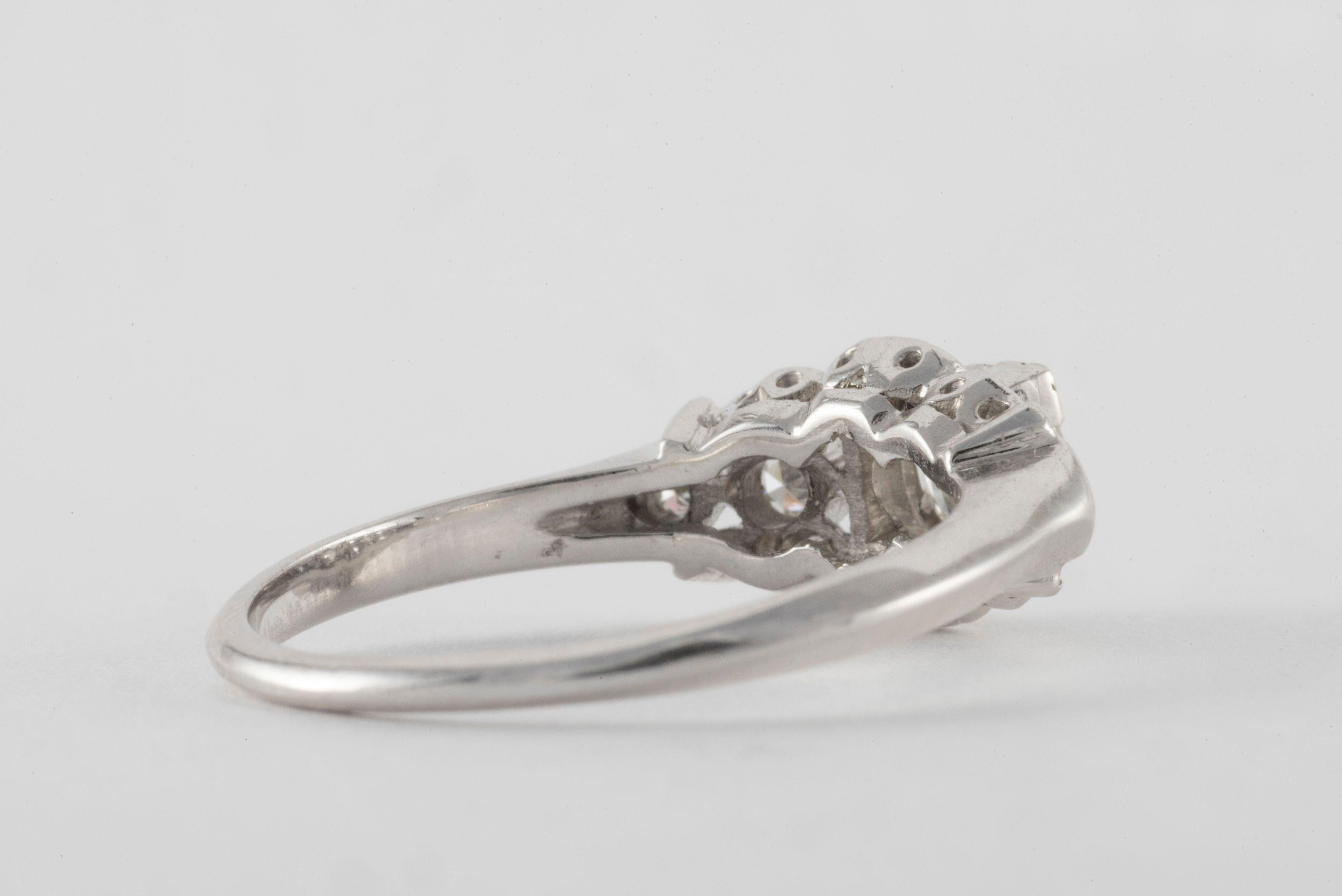 Art Deco Diamond and Platinum Ring In Good Condition For Sale In Denver, CO