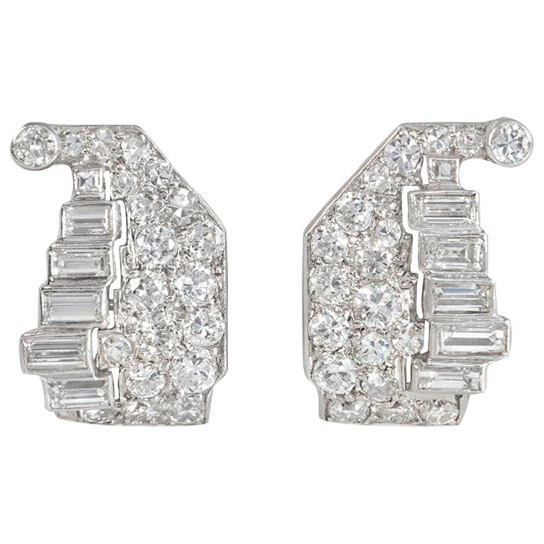 Art Deco Diamond and Platinum Stylized Cornucopia Clip Earrings For Sale