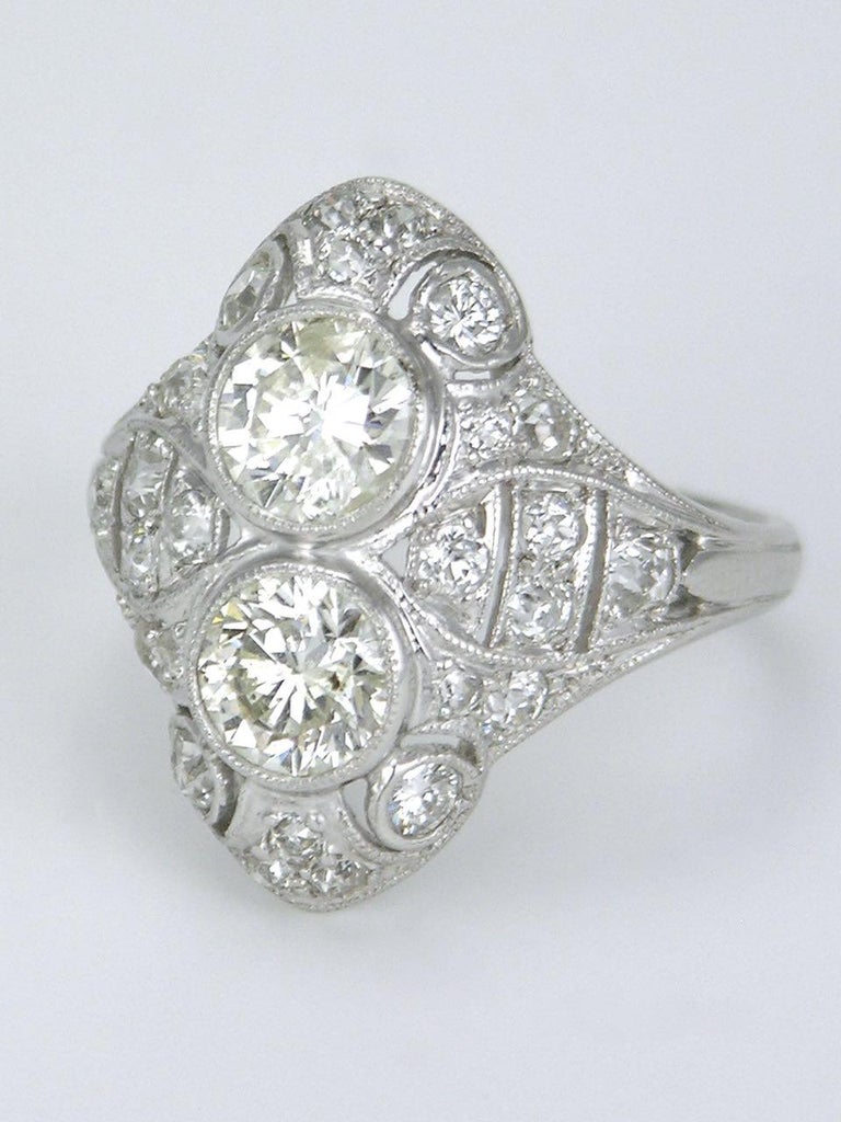 Art Deco Diamond and Platinum Two-Stone Ring, 1930s For Sale at 1stDibs