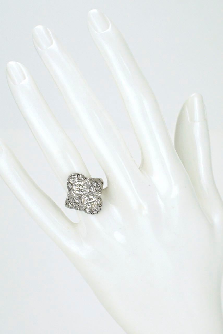 Art Deco Diamond and Platinum Two-Stone Ring, 1930s For Sale 2