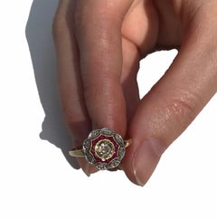 Art Deco Diamond and Ruby 18 Karat Yellow Gold Ring, 1920s