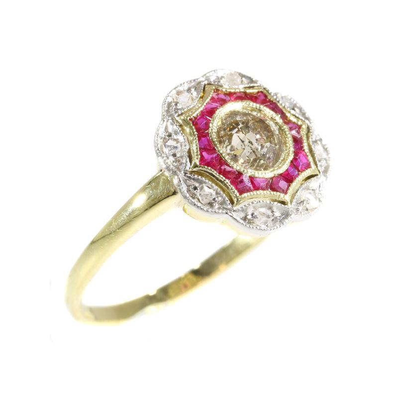 Art Deco Diamond and Ruby 18 Karat Yellow Gold Ring, 1920s For Sale 5