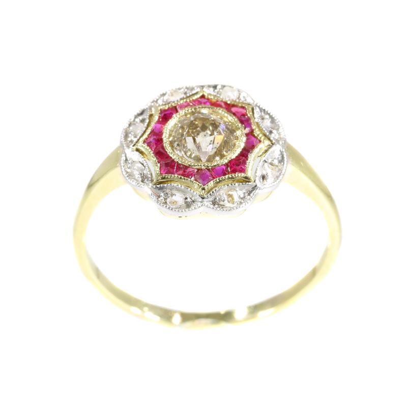 Art Deco Diamond and Ruby 18 Karat Yellow Gold Ring, 1920s For Sale 1