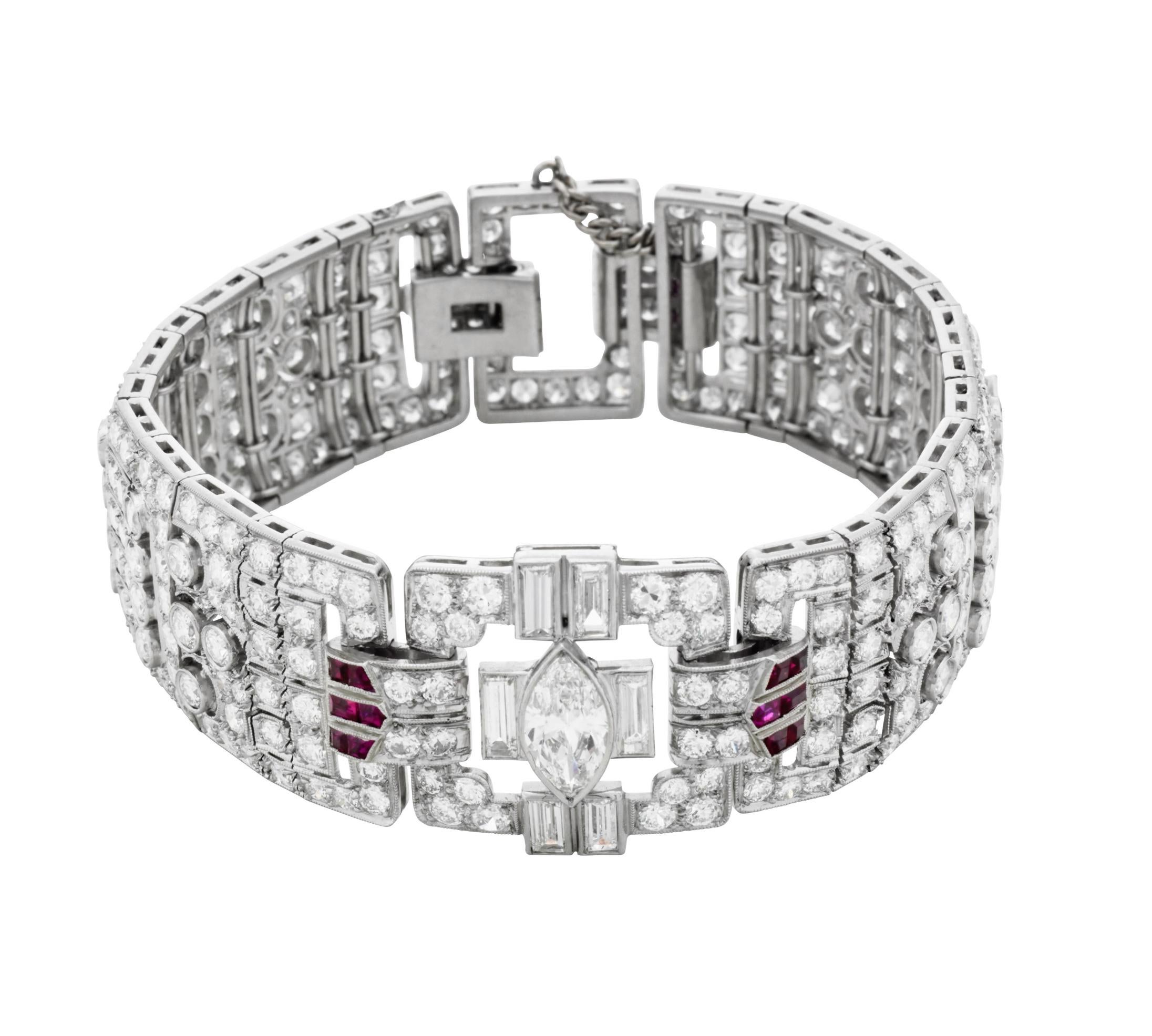 Art Deco Diamond and Ruby Bracelet In Excellent Condition In New York, NY