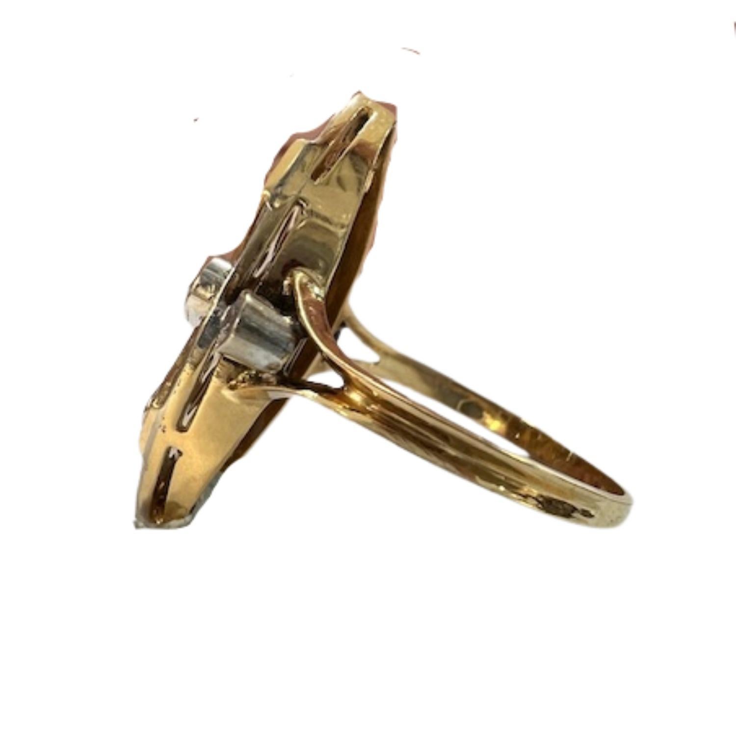 Anello Art Deco in oro con diamanti e rubini In condizioni buone in vendita a MADRID, ES