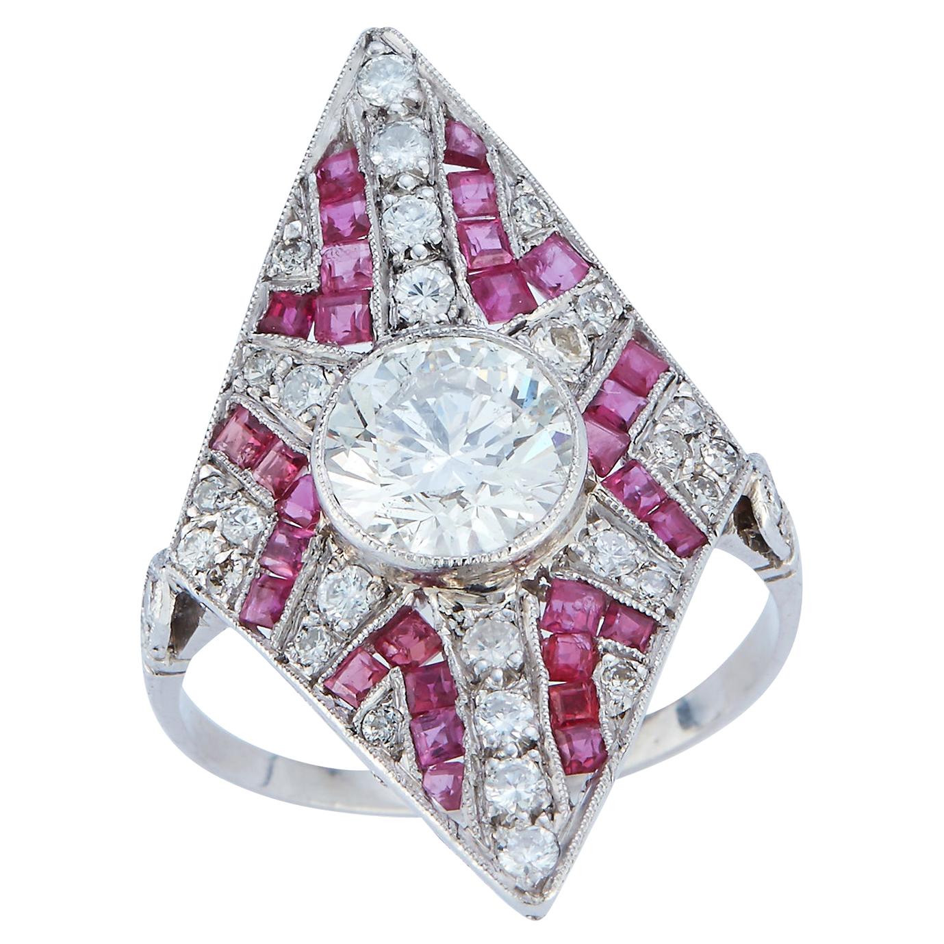 Art-Dco-Ring mit Diamanten und Rubinen Navette im Angebot
