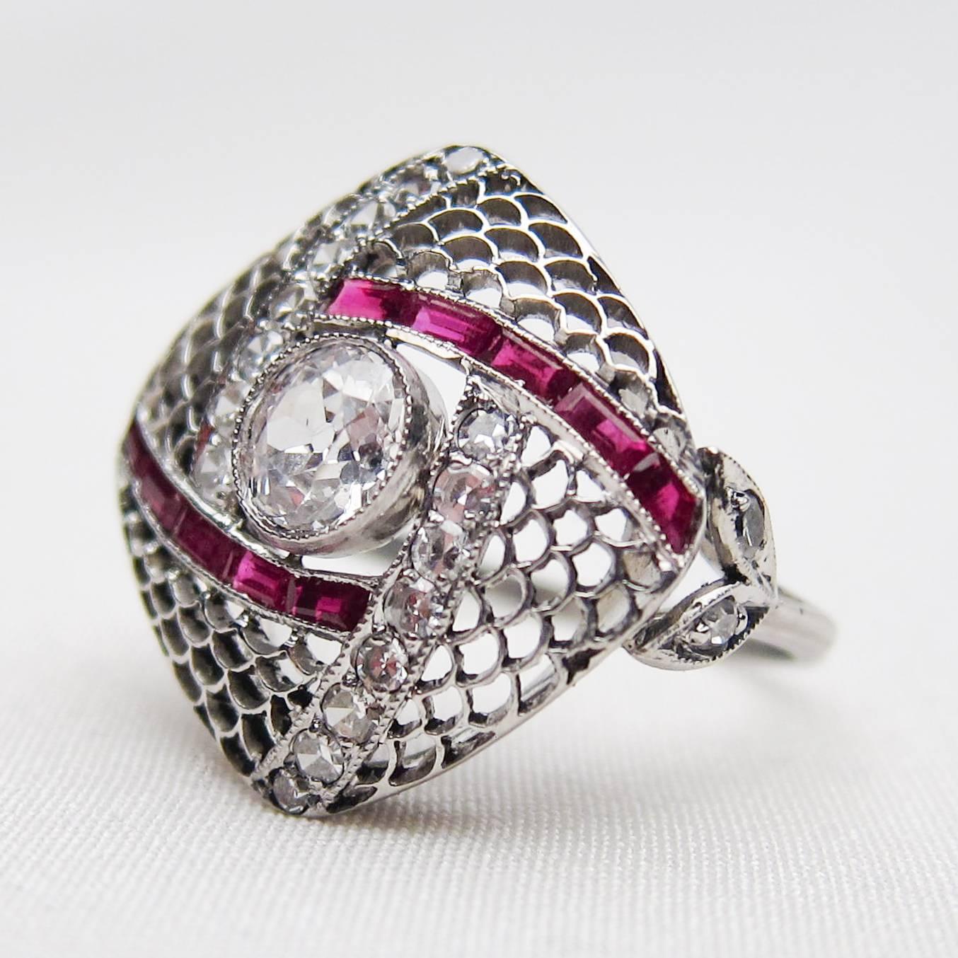 Art Deco Diamond and Ruby Square Filigree Platinum Cocktail Ring For Sale 1