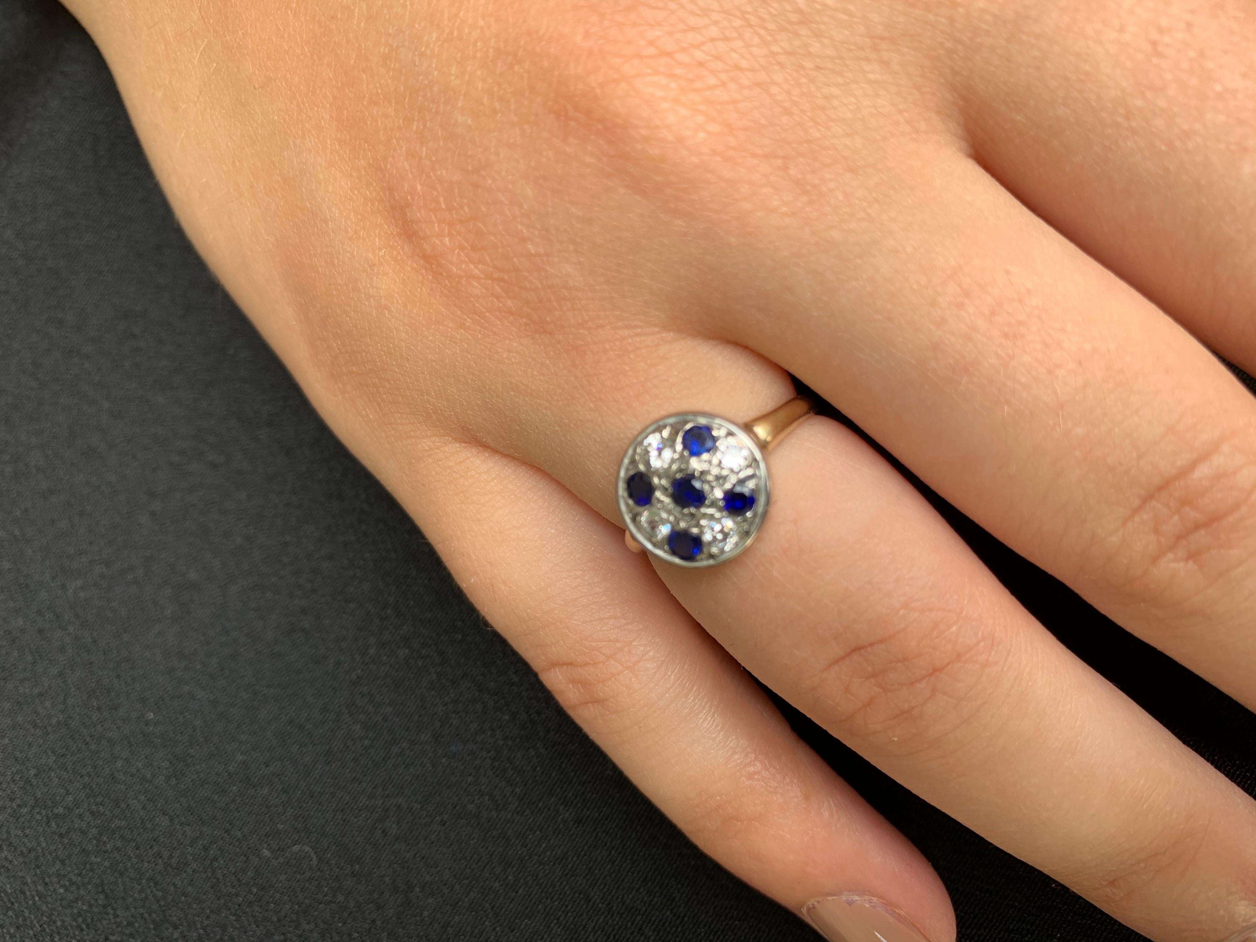 Round Cut Art Deco Diamond, Sapphire 14K Yellow Gold, Platinum Circle Ring For Sale