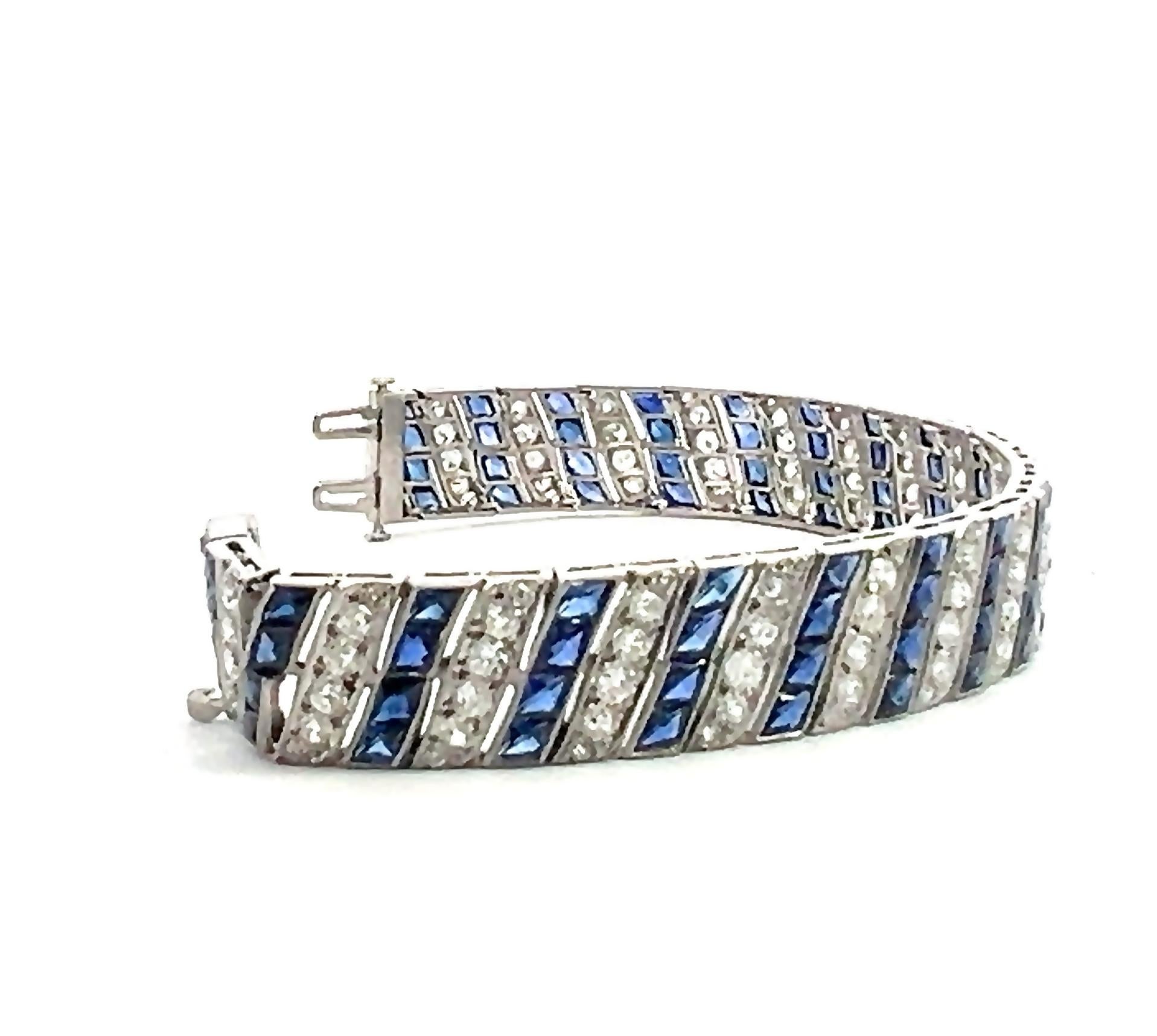 Art Deco Diamond and Sapphire Barberpole Platinum Filigree Tennis Link Bracelet For Sale 9