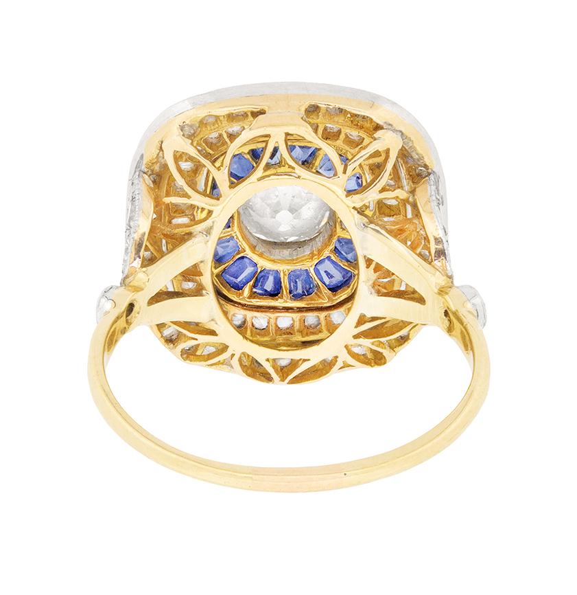 Art Deco Diamond and Sapphire Cluster Ring, circa 1920s In Excellent Condition In London, GB