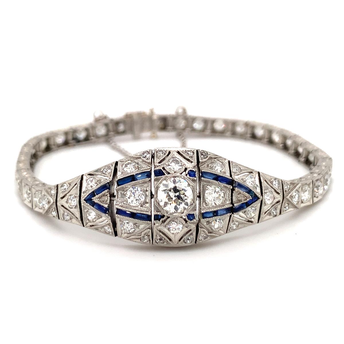 Art Deco Diamond and Sapphire Platinum Bracelet, circa 1920s In Good Condition For Sale In Beverly Hills, CA