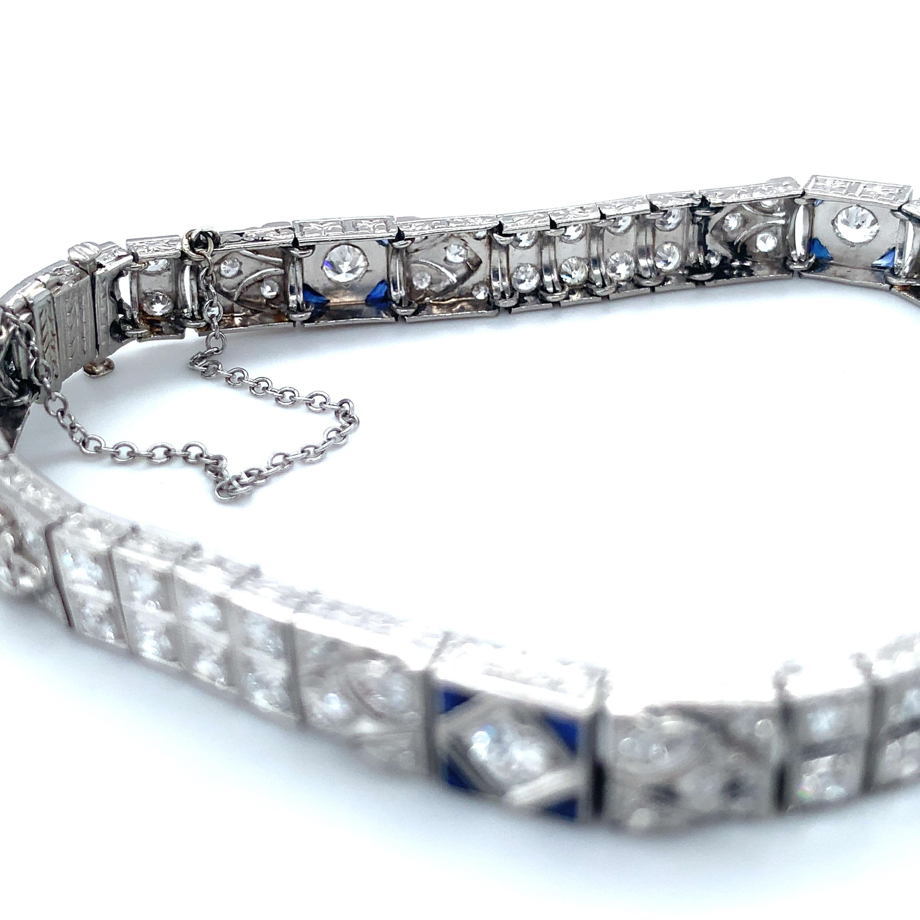Art Deco Diamond and Sapphire Platinum Bracelet In Good Condition For Sale In Beverly Hills, CA