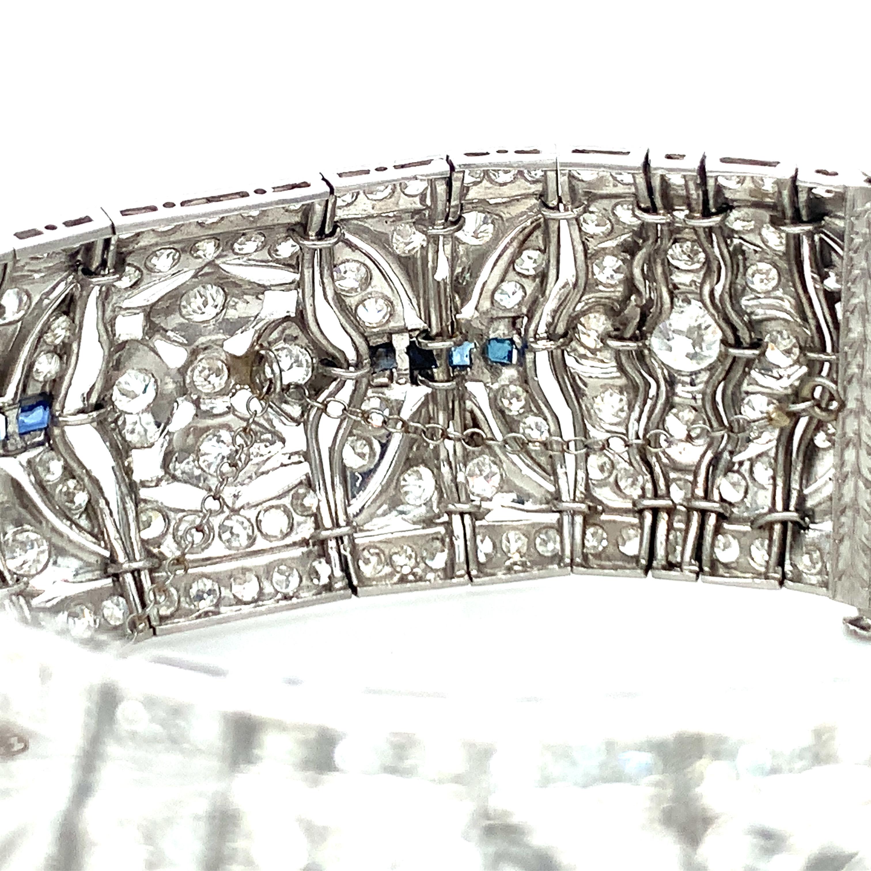 Art Deco Diamond and Sapphire Platinum Bracelet For Sale 1