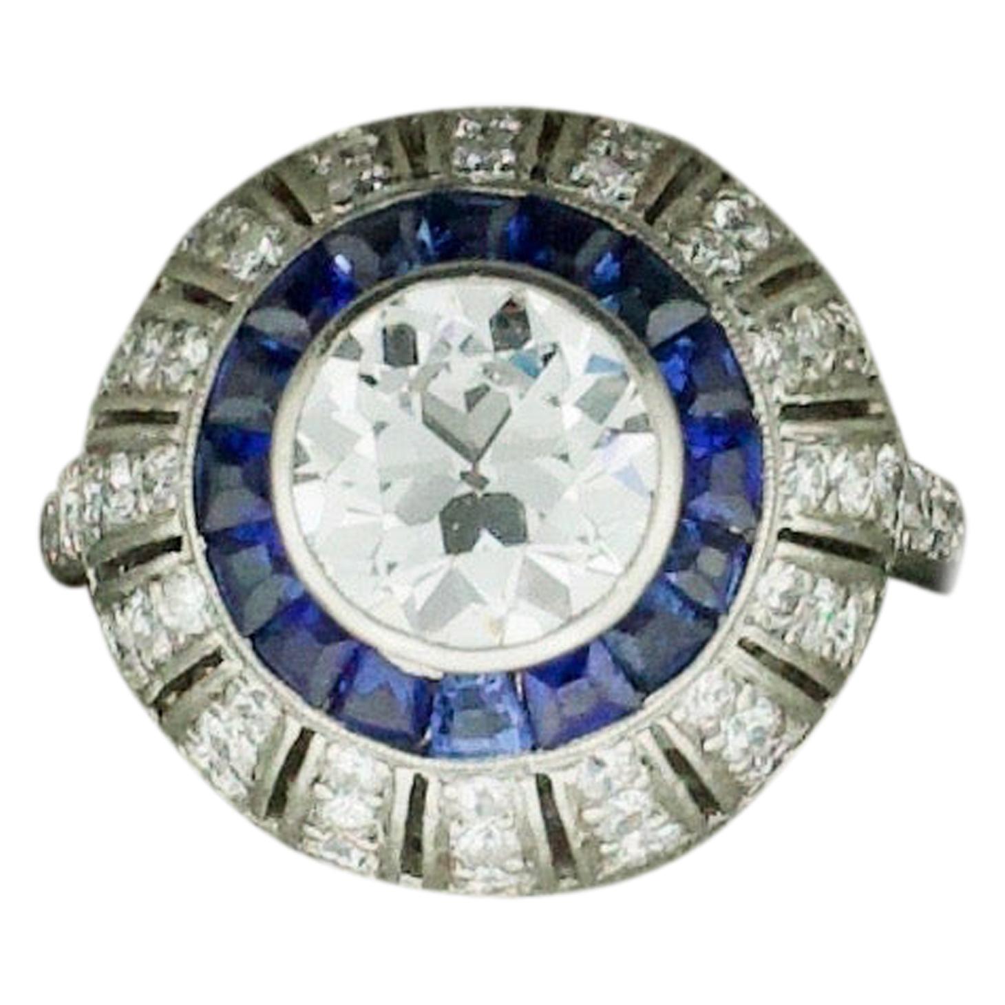 Art Deco Diamond and Sapphire Ring in Platinum, circa 1920s For Sale