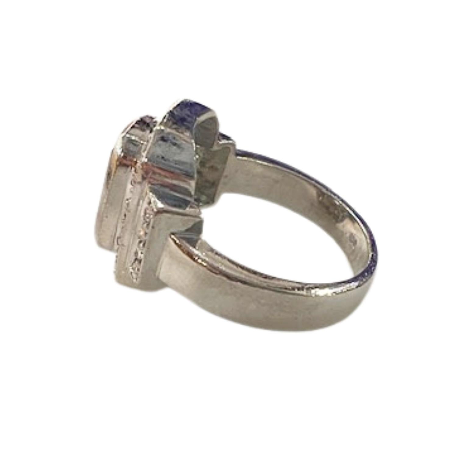 0.58 carat Diamonds and 1.5 carat Topaz Gold Cocktail Ring In Good Condition For Sale In MADRID, ES