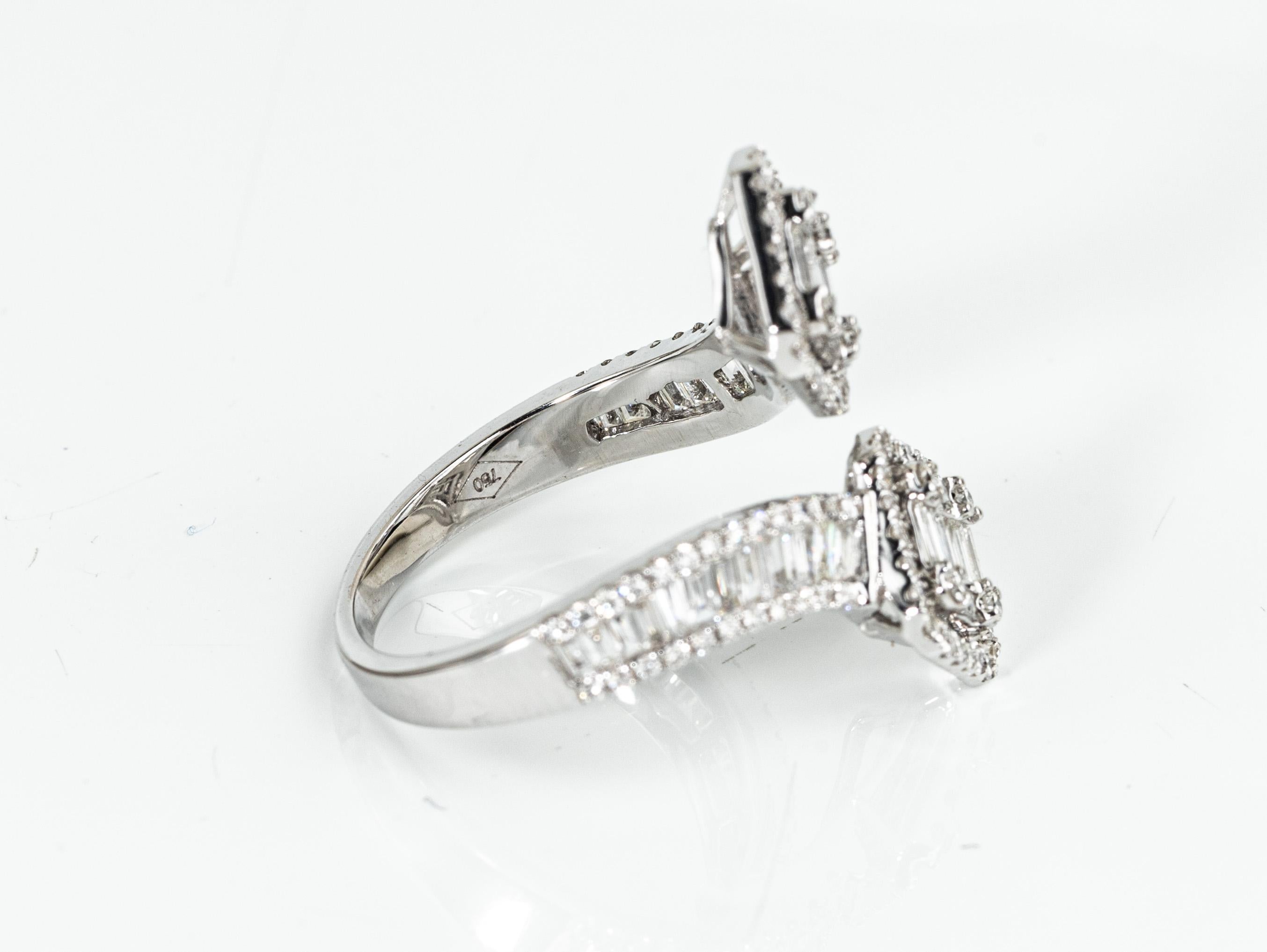 Art Deco Diamond Baguette Cut Illusion Setting, 1.2TCW F VS Natural Diamond Ring In New Condition For Sale In Jaipur, RJ