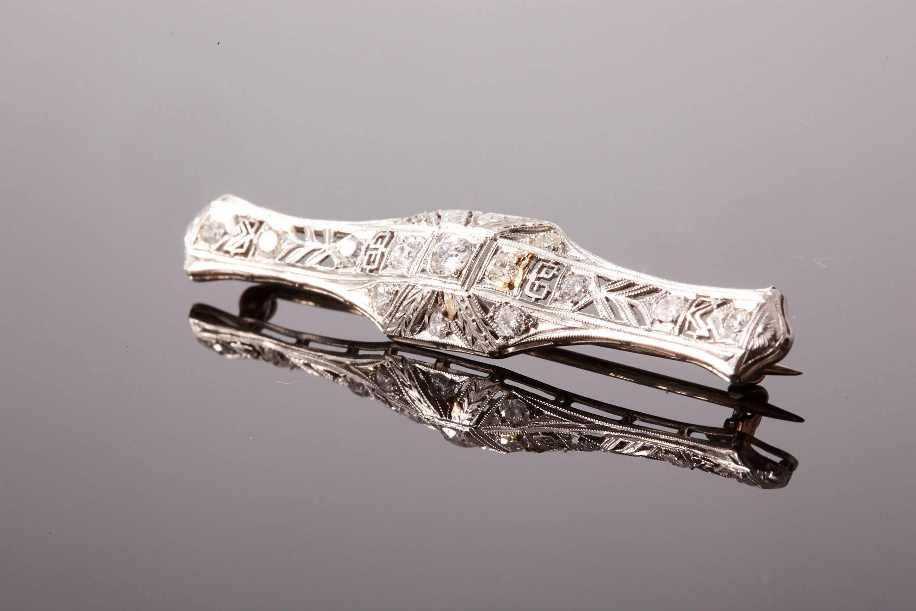 Women's or Men's Art Deco Diamond Bar Brooch For Sale