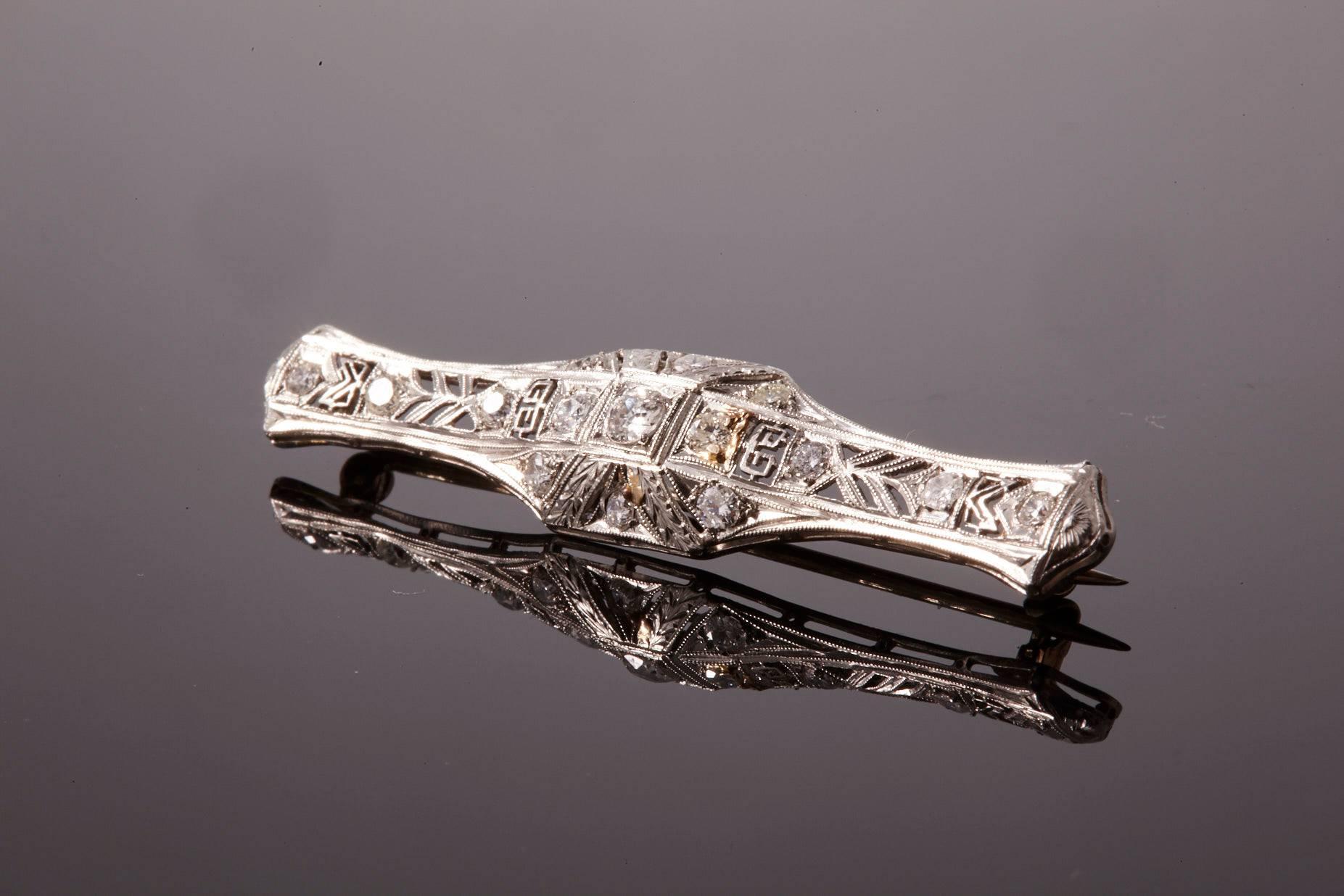 Art Deco Diamond Bar Brooch For Sale 1
