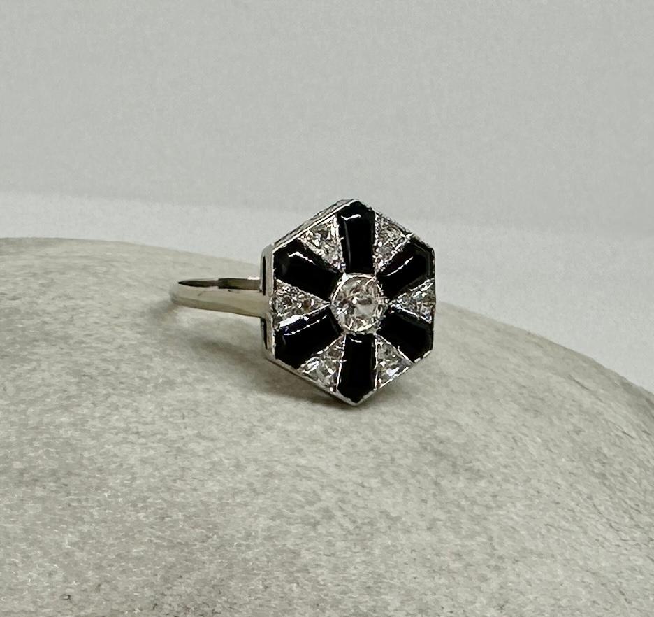 Art Deco Diamond Black Onyx Platinum Ring Old Mine Rose Cut Diamonds Antique For Sale 1