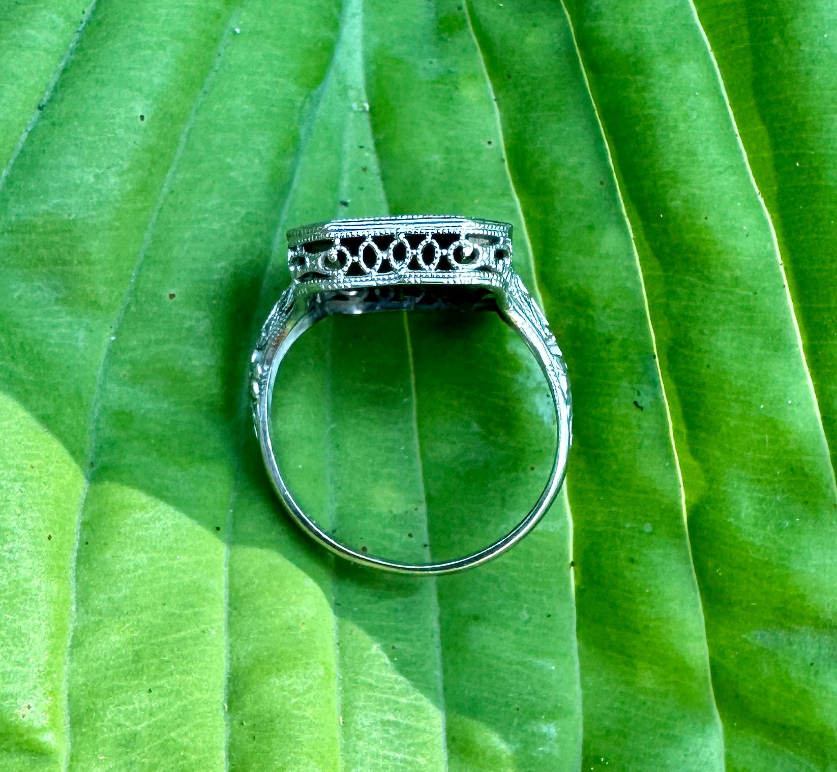 Art Deco Diamond Black Onyx Ring Edwardian Filigree 14 Karat White Gold Flower For Sale 3