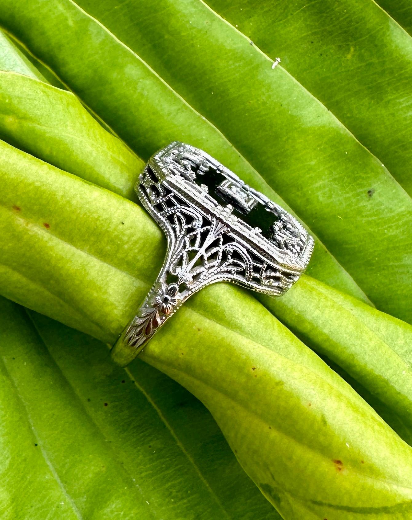 Art Deco Diamond Black Onyx Ring Edwardian Filigree 14 Karat White Gold Flower For Sale 1