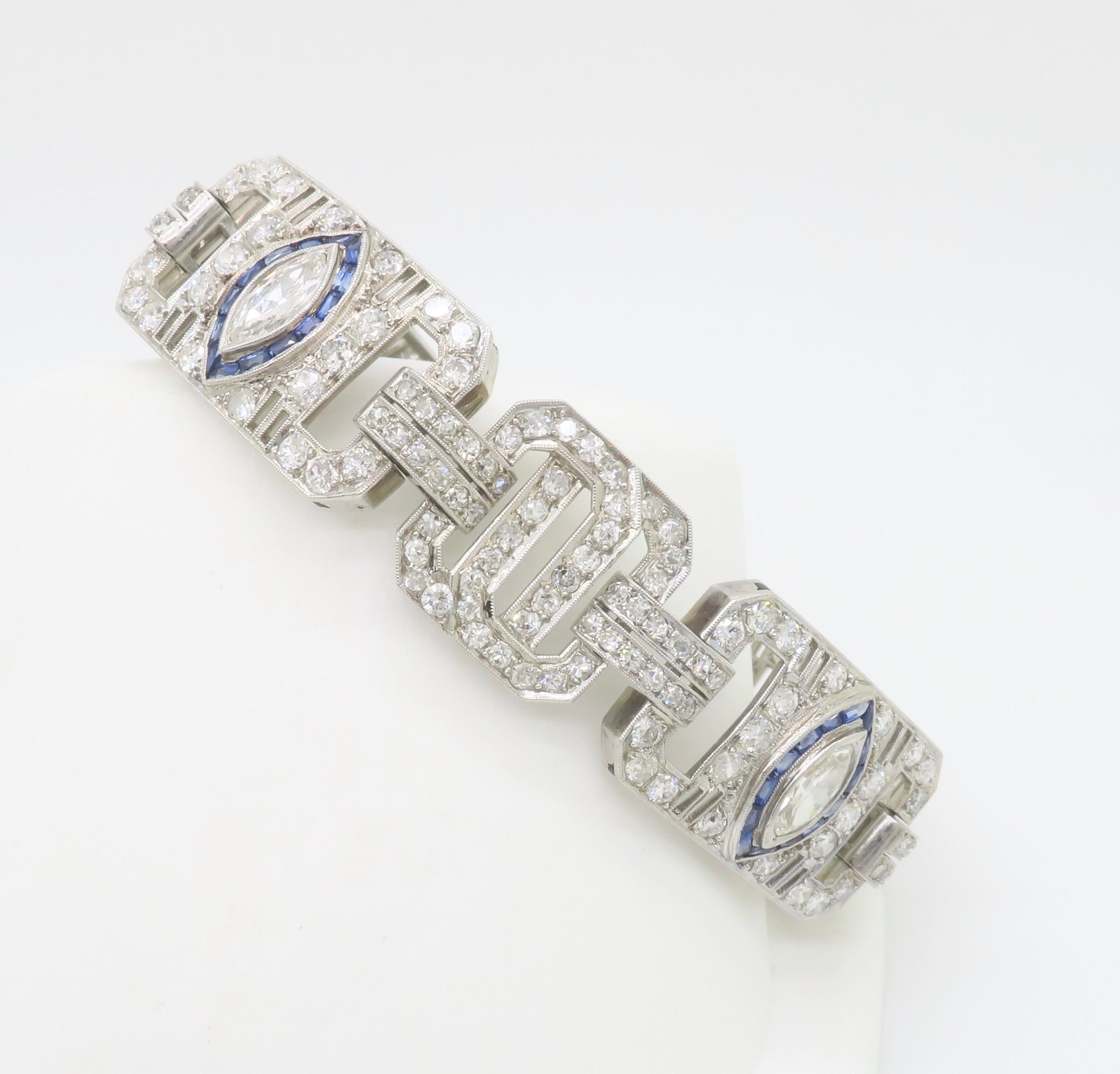 Art Deco Diamond & Blue Sapphire bracelet made in Platinum For Sale 1