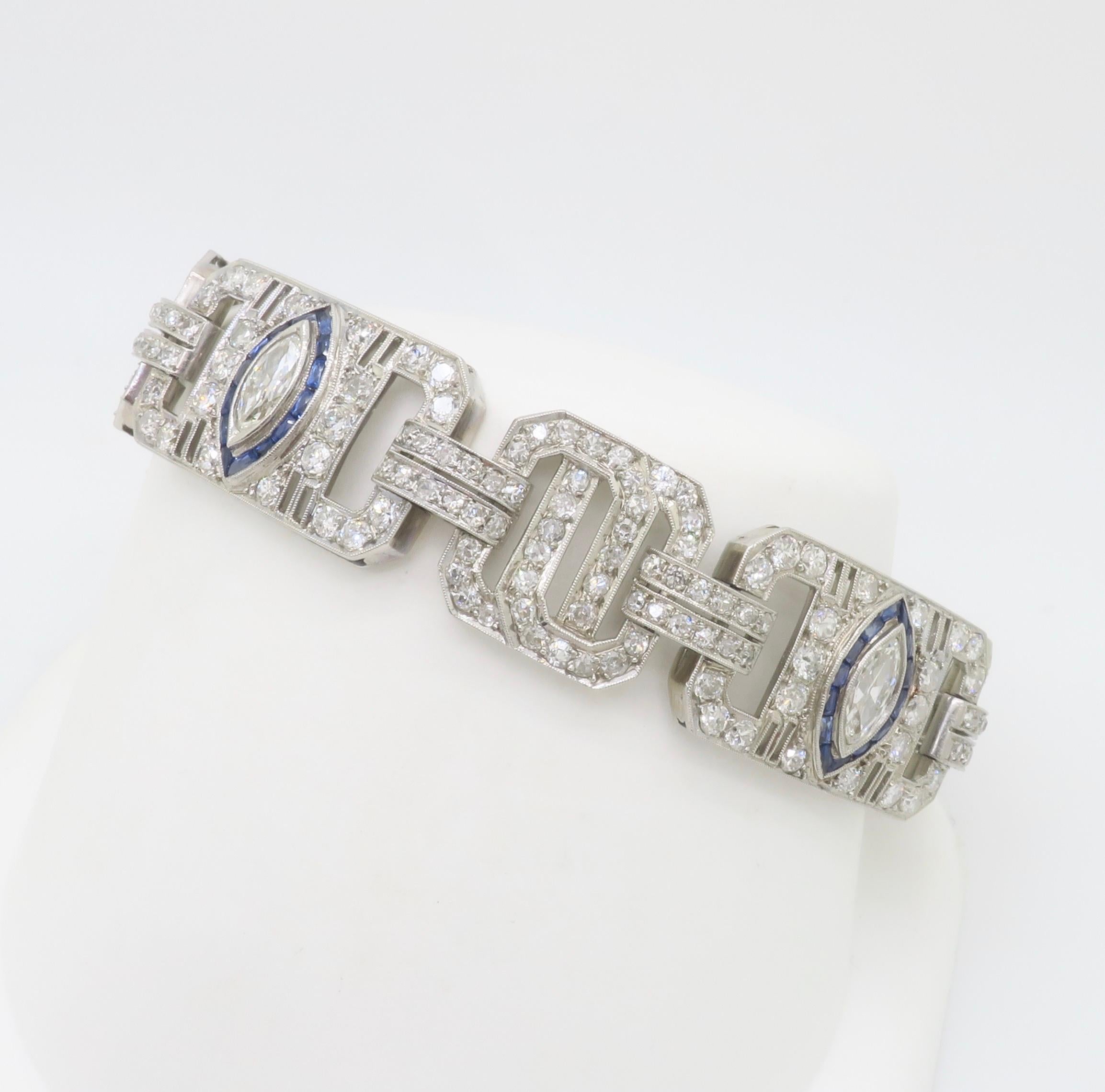 Art Deco Diamond & Blue Sapphire bracelet made in Platinum For Sale 3