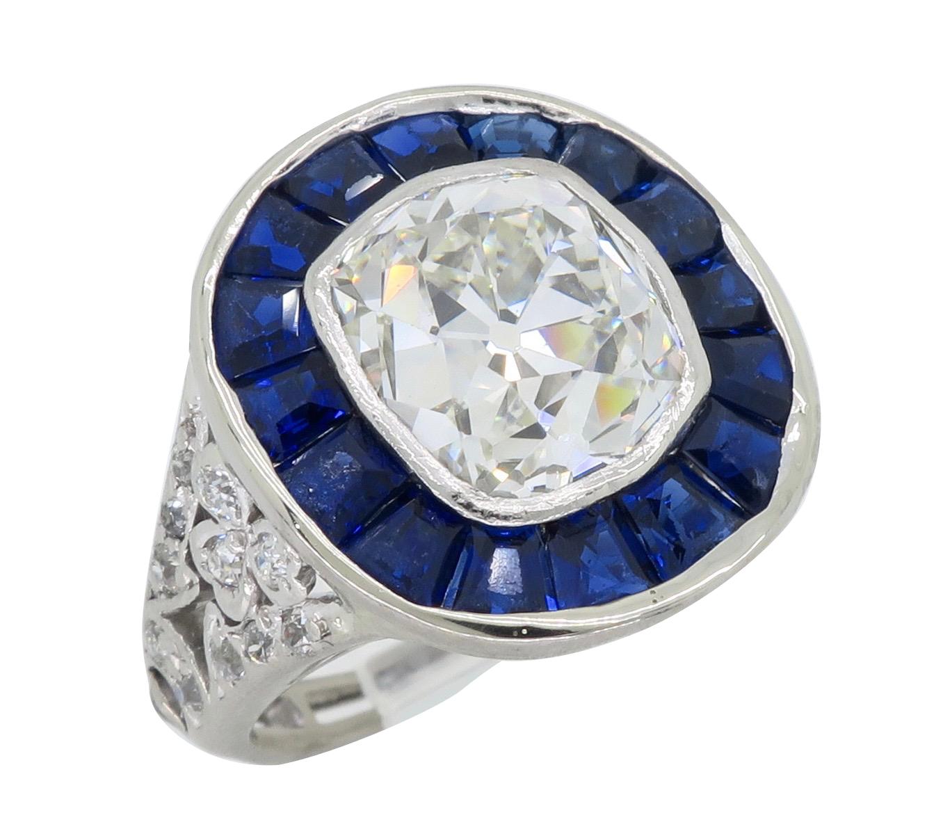 Art Deco Style Diamond and Blue Sapphire Ring in Platinum 3