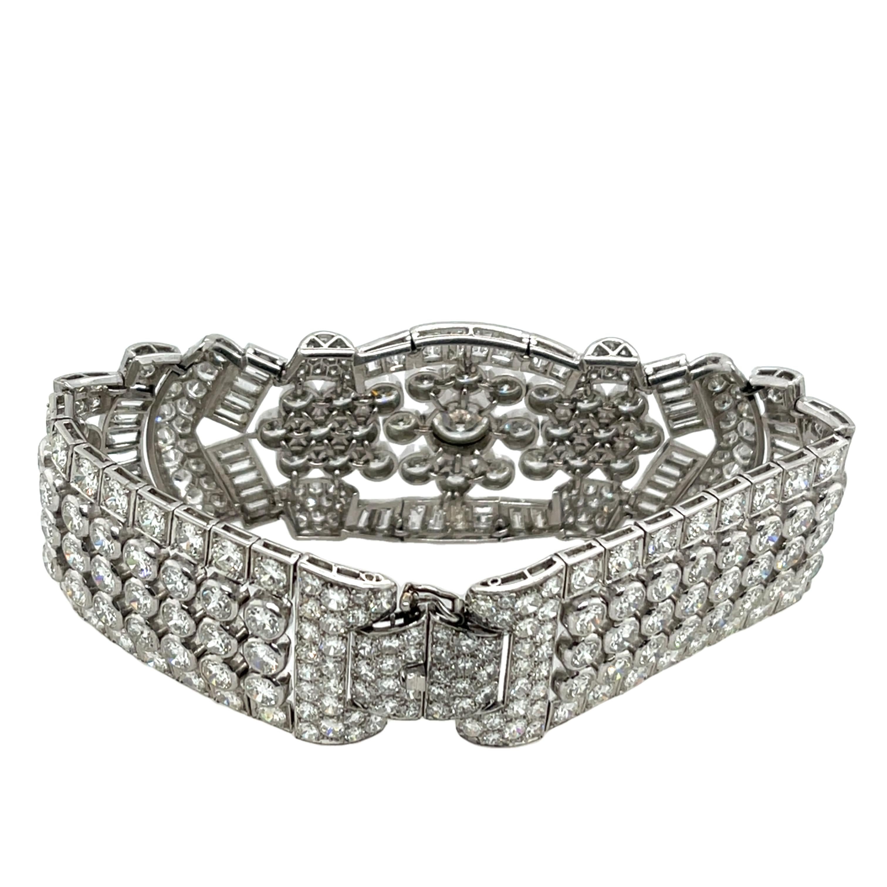 Art Deco Diamantarmband 31.40 Karat in Platin gefasst (Baguetteschliff)