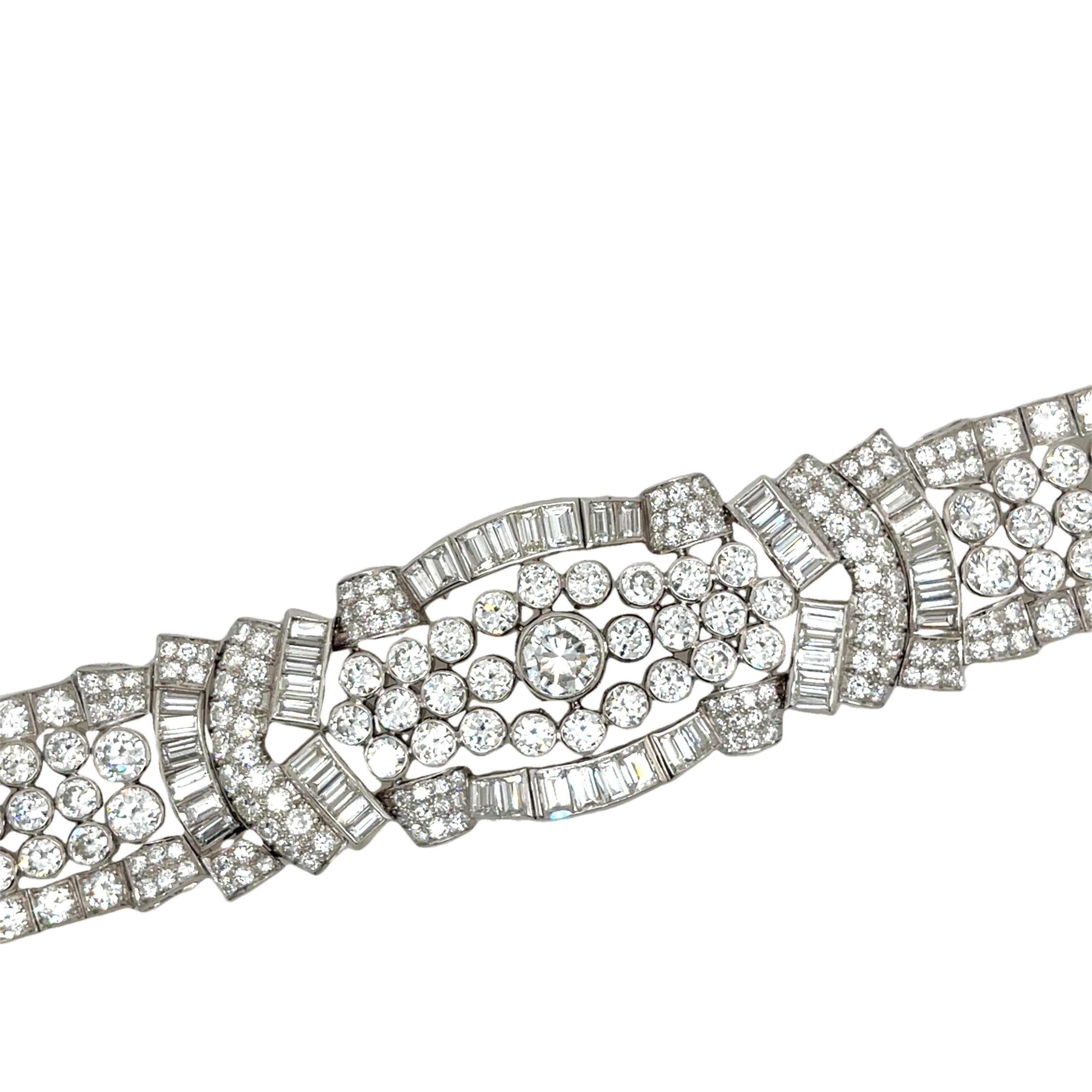 Art Deco Diamantarmband 31.40 Karat in Platin gefasst 2