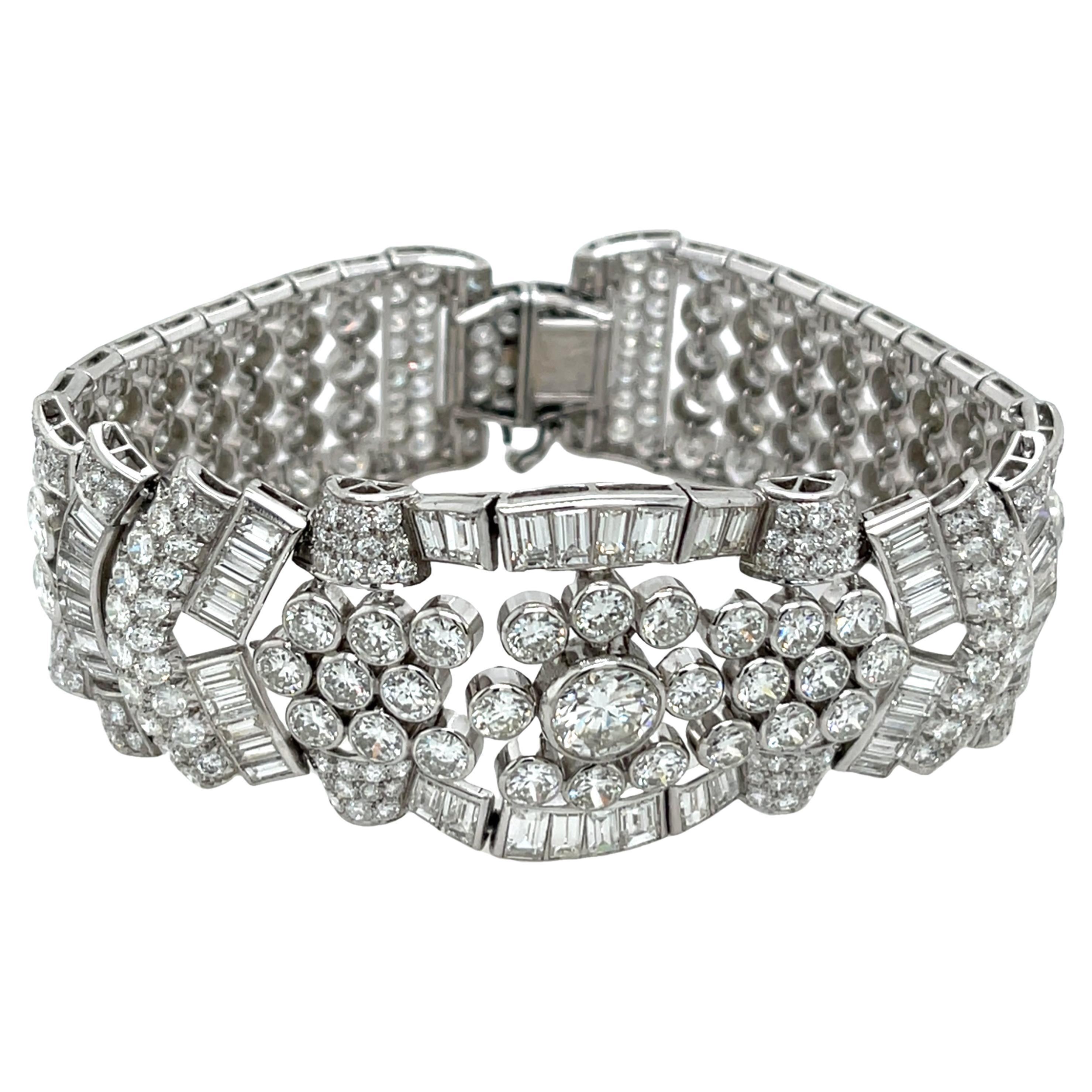 Art Deco Diamond Bracelet 31.40ct Set In Platinum