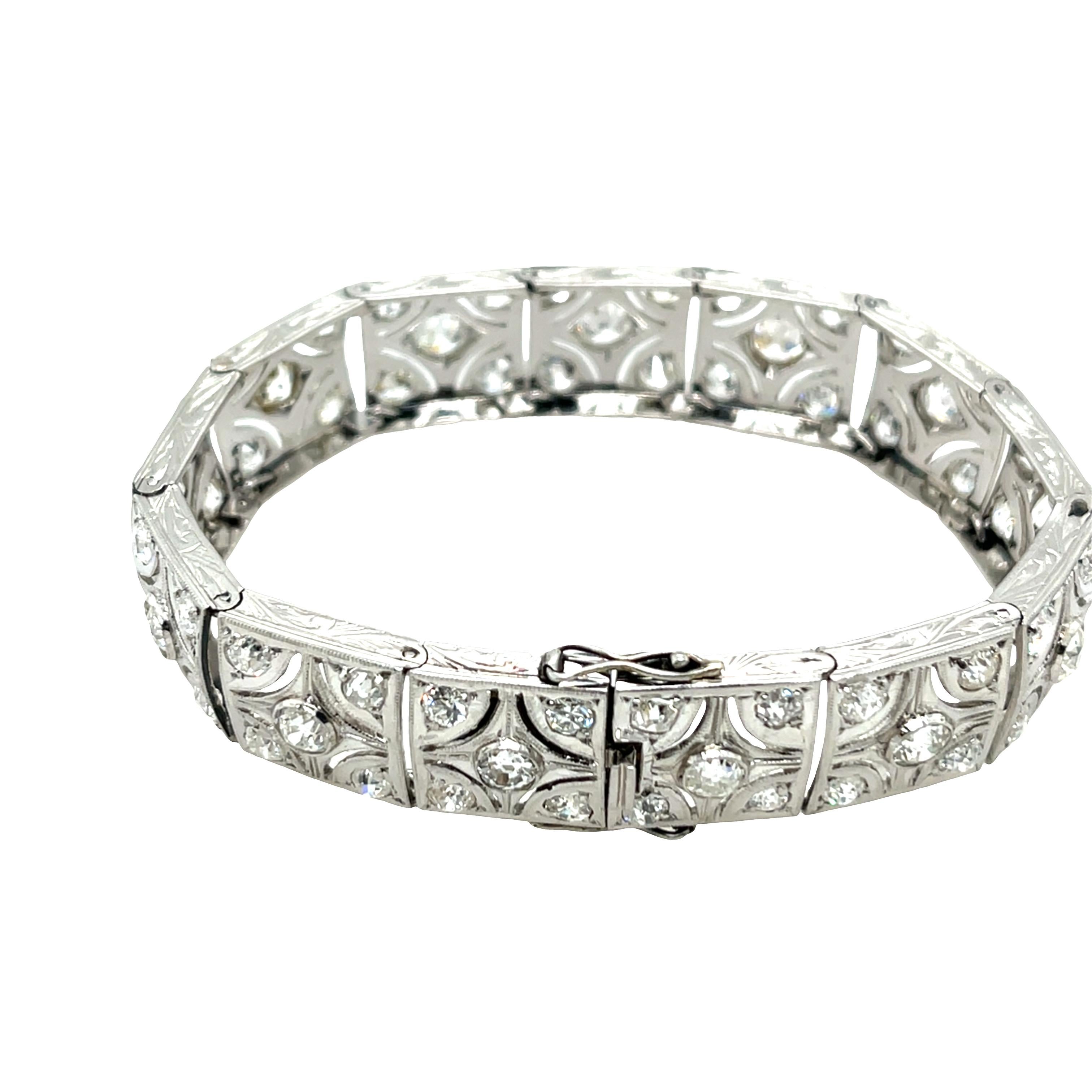 Art Deco Diamond Bracelet 8.0ct Set In Platinum For Sale 2
