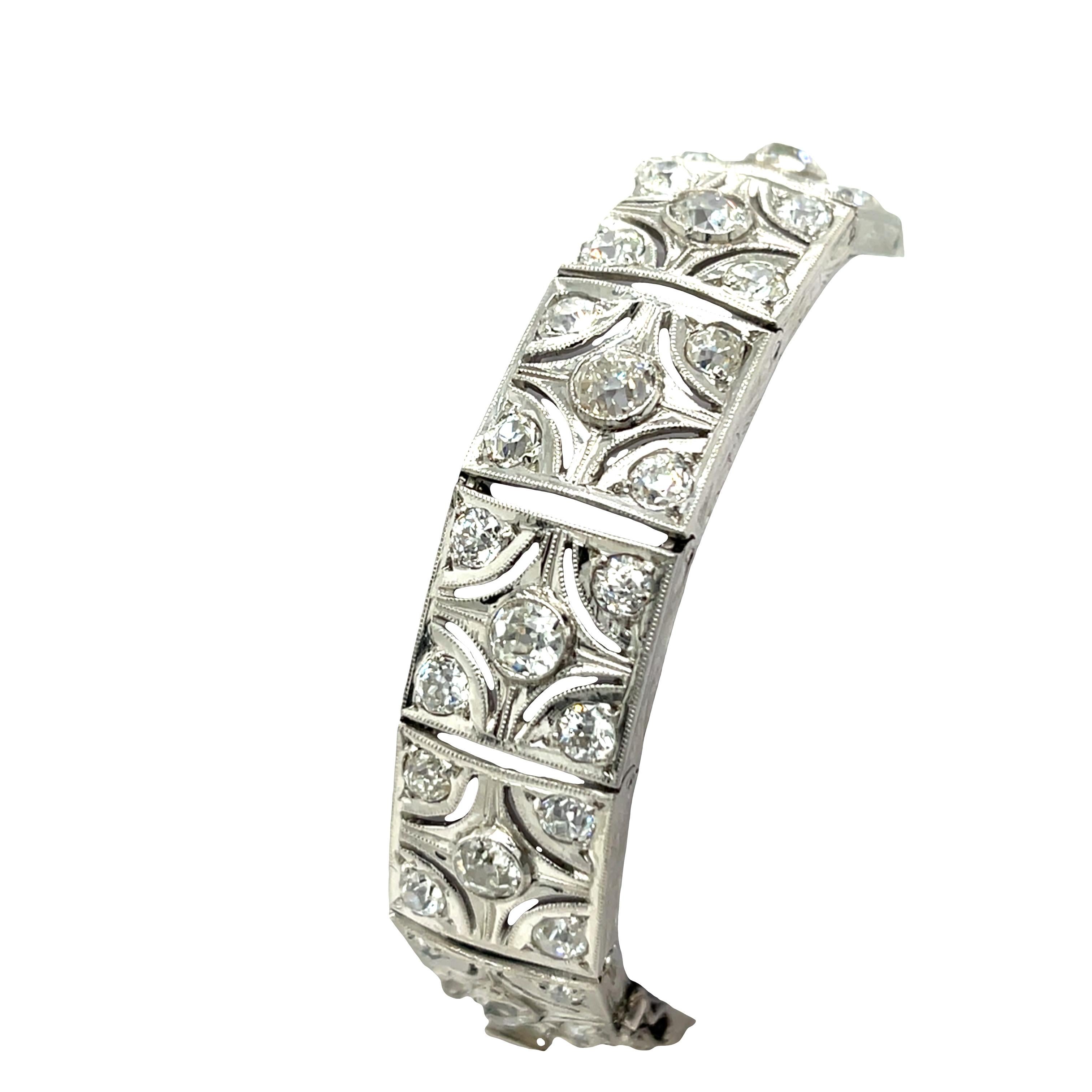 Art Deco Diamond Bracelet 8.0ct Set In Platinum For Sale 4